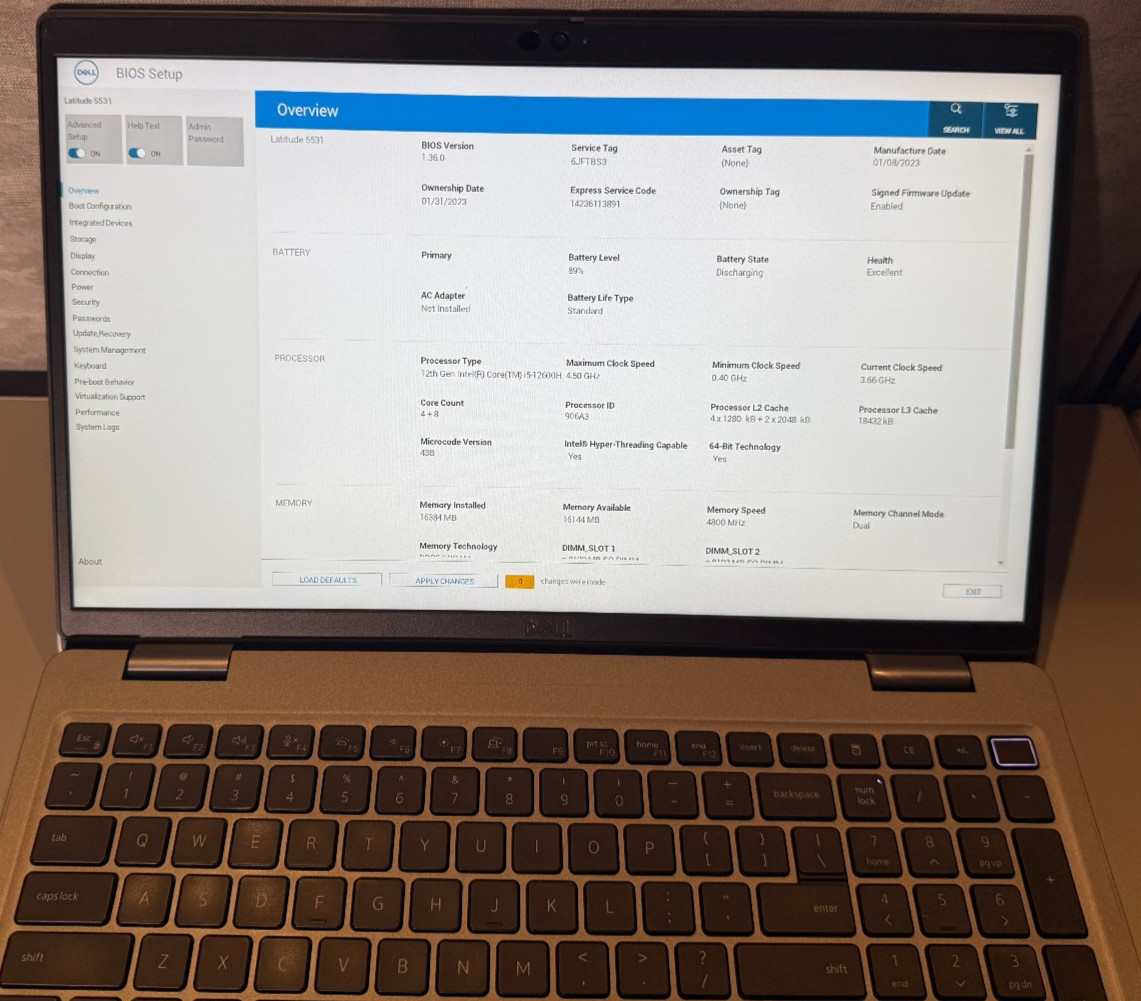 Dell Latitude 5531 15.6″FHD 12Core i5-12600H 16GB RAM 512GB SSD Win 11 Pro