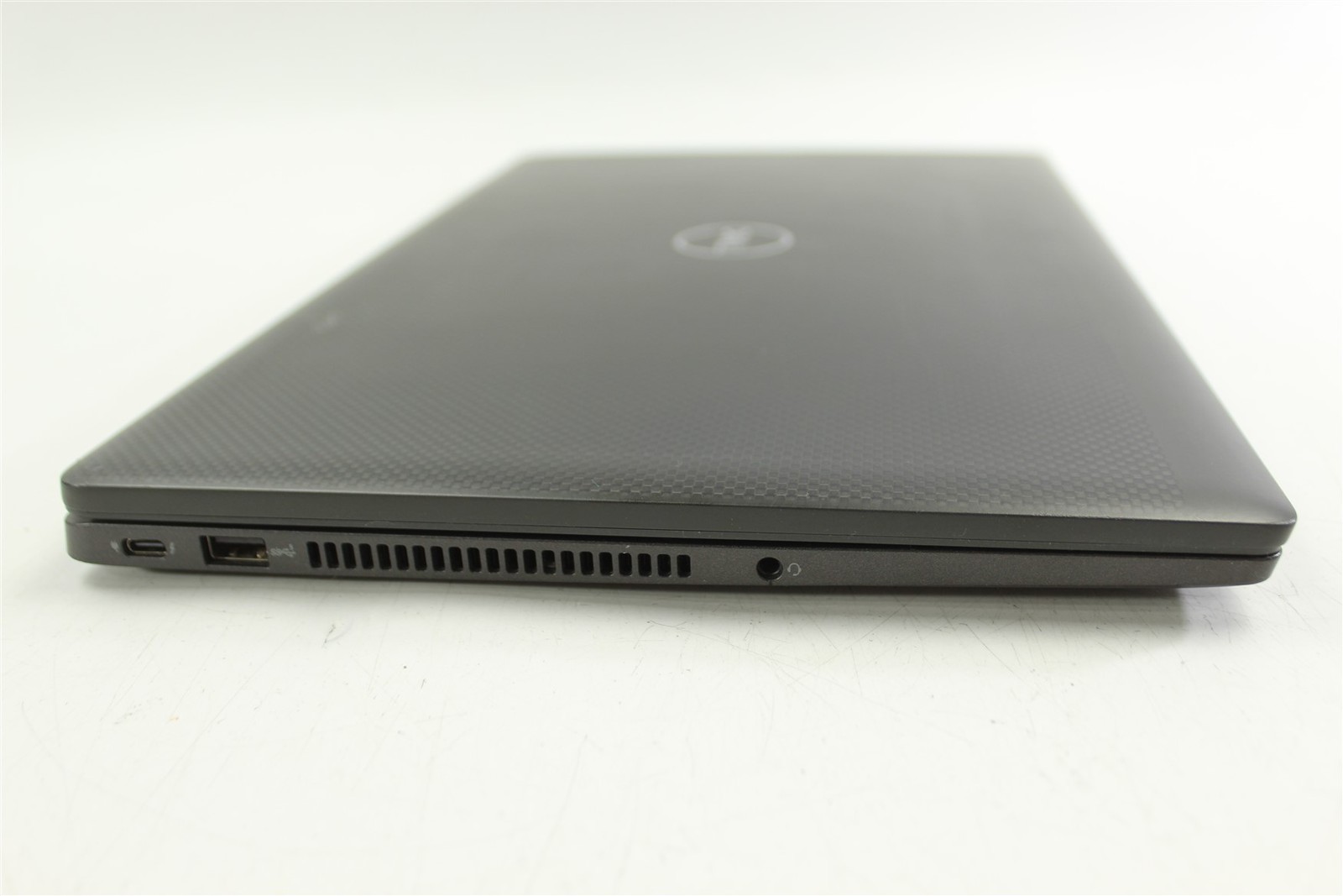 Dell Latitude 7530 15.6″ FHD Touch i7-1265U 3.6GHz 256GB SSD 32GB RAM NO OS