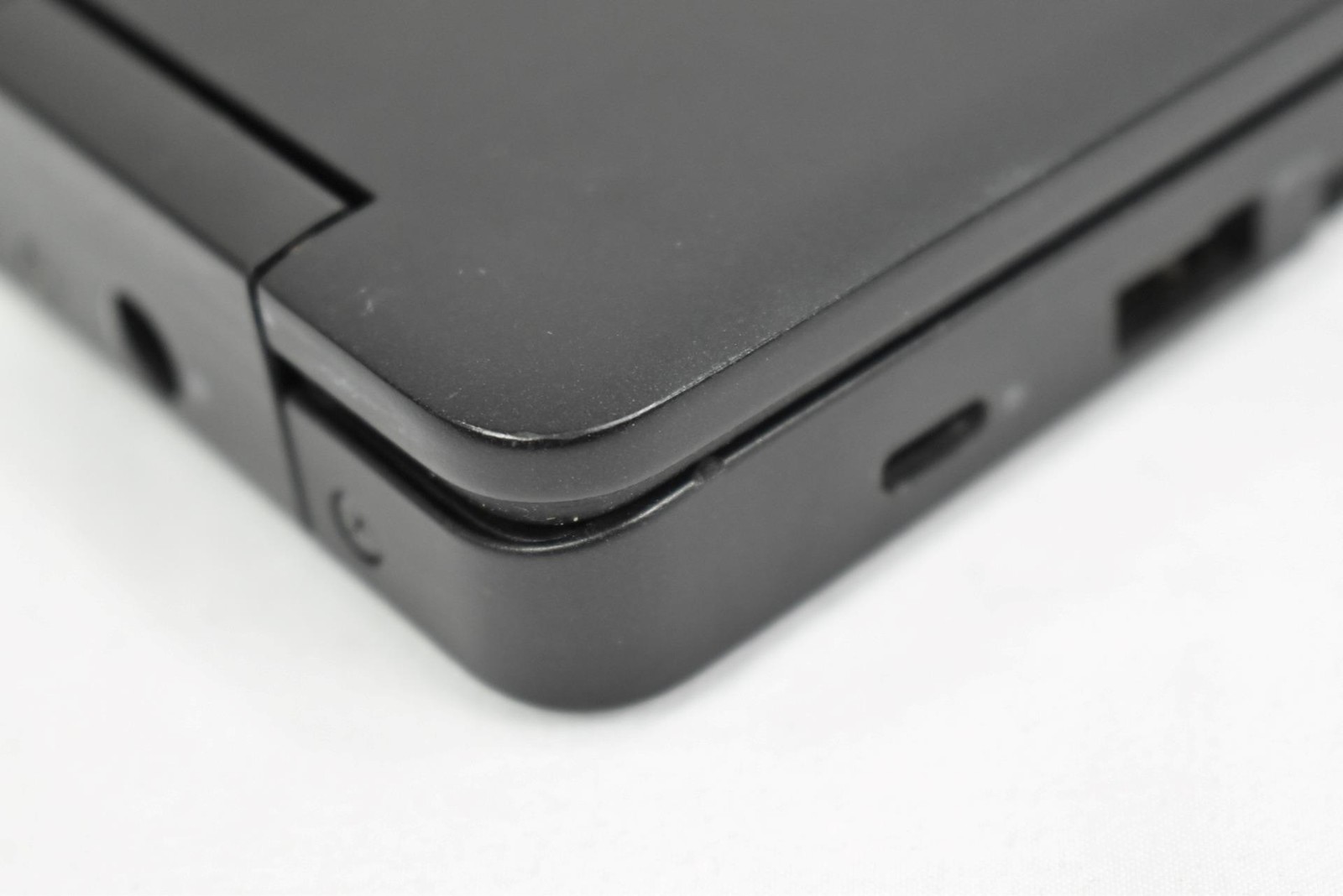 Dell Latitude 5590 Laptop i5-7300U 2.6GHz 8GB 256GB SSD No OS 15.6″ *See Detail