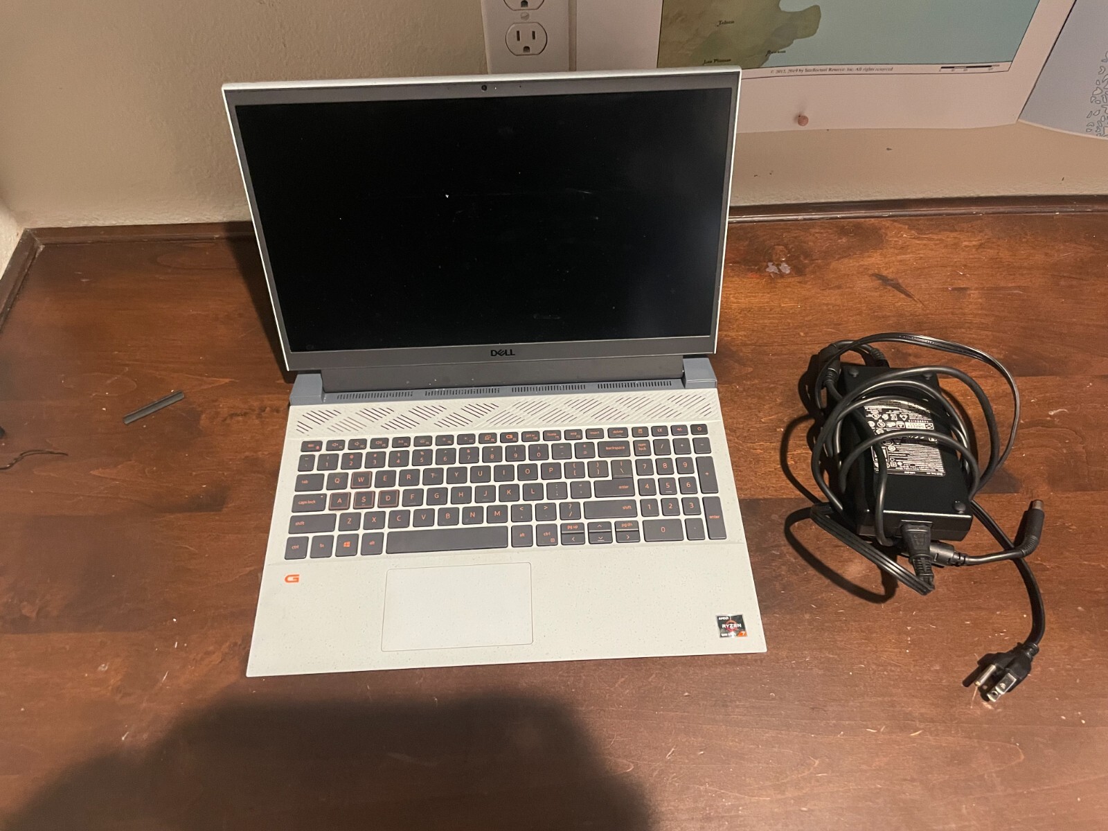 Dell G15 15.6” 512GB SSD, AMD Ryzen 5 5600H, 3.3GHz, 8GB RAM GeForce RTX 3050Ti