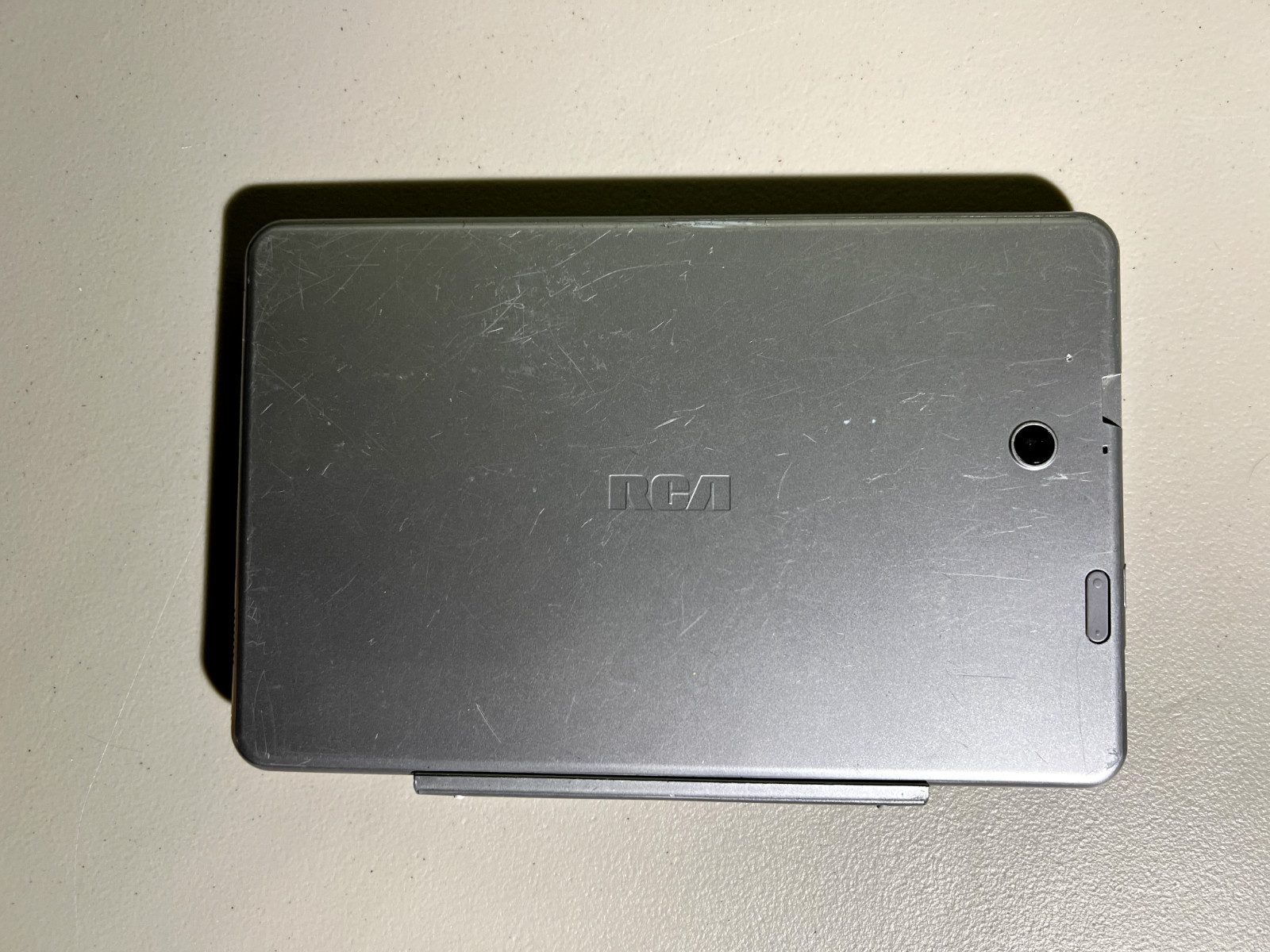 RCA Cambio W101SA23 Silver Tablet/Laptop For Parts only!