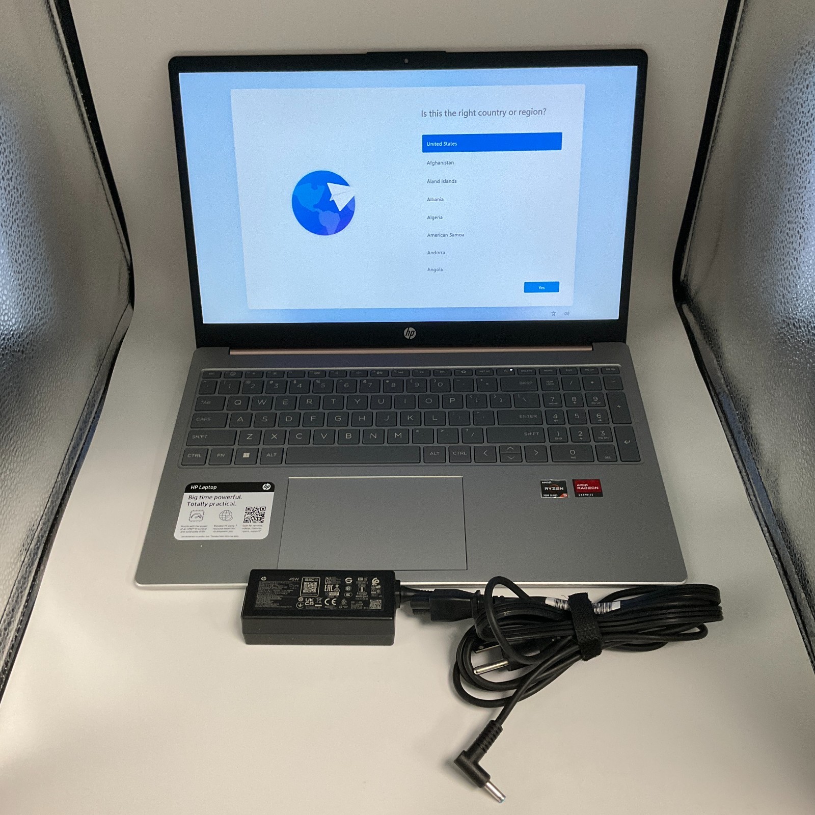 HP 15-fc0039wm 15.6″ Rose Gold Laptop AMD Ryzen 5 7520U @ 2.80 GHz 8GB 256GB