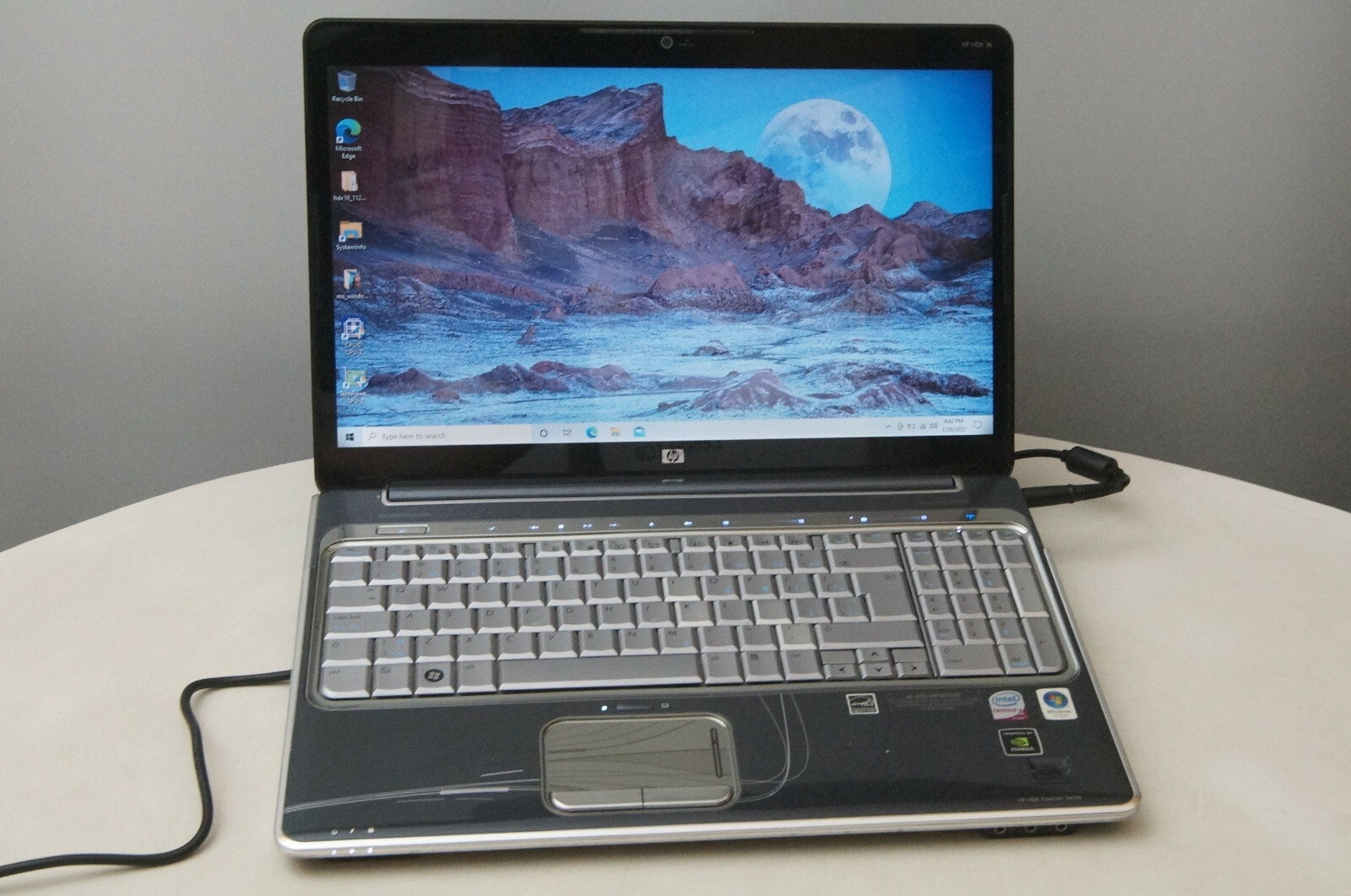 HP HDX16 X16-1155CA Intel Core 2 Duo P7450 2.13 GHz 4GB RAM 320GB HD 9600M GT