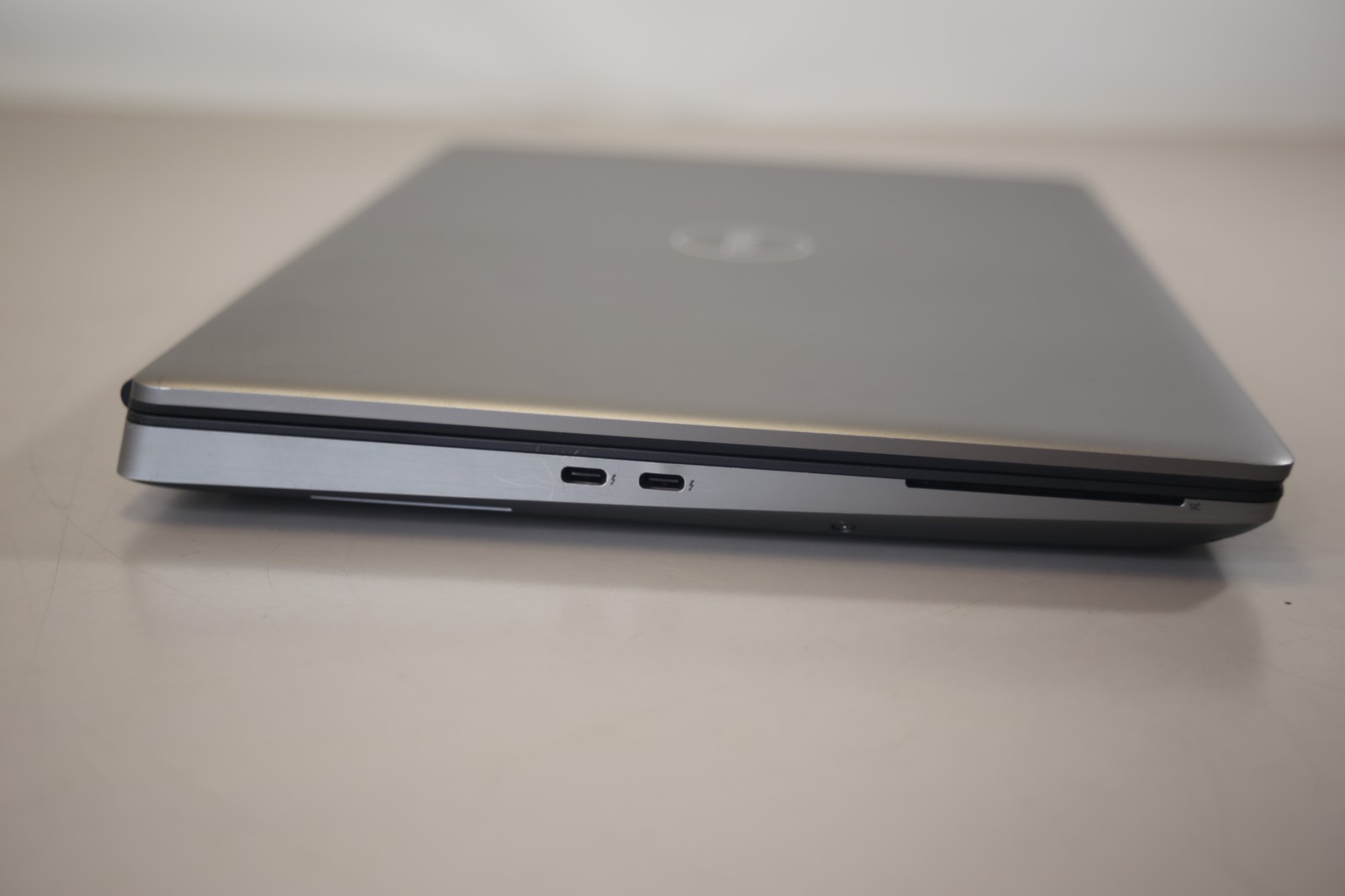 Dell Precision 7560 15.6″ Core i9-11950H 32GB 256GB Nvidia RTX A3000 Win 11P