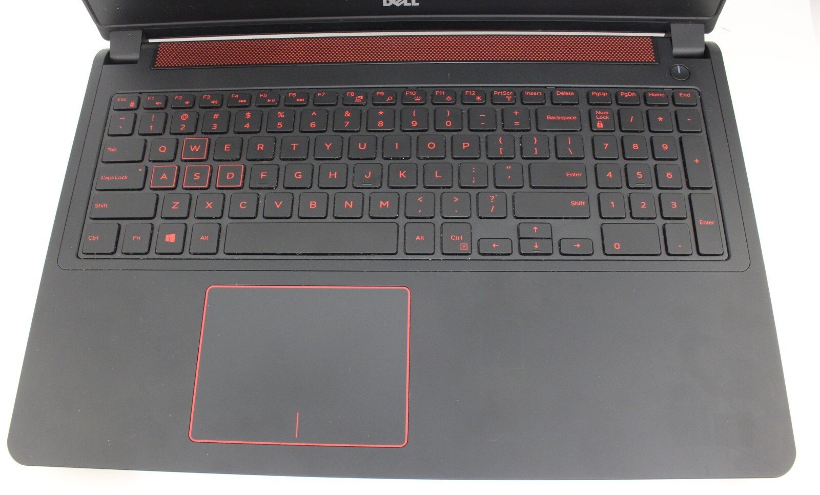 Dell inspiron 15-5576 16GB 2.6GHz AMD A10-9630P 1.1TB SSD Radeon RX560; 6121509