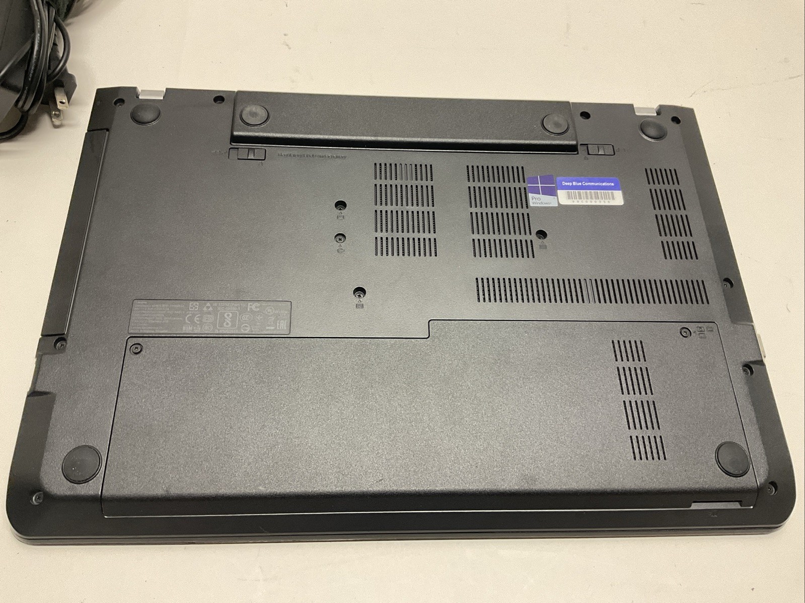 Lenovo ThinkPad E570 CPU i7, 8GB RAM, SSD 256GB, HDD 500GB, 950M 2GB, Win 11 Pro