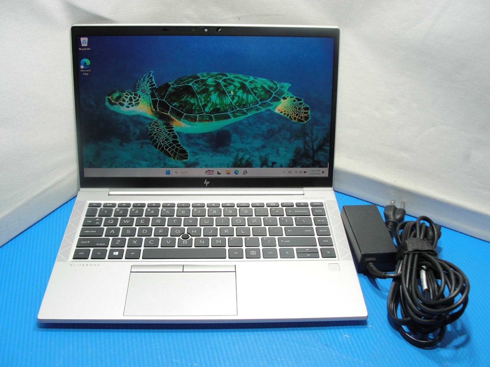 HP EliteBook 845 G7 14″FHD 2.1GHz 16GB RAM 256GB SSD Windows 11 Pro +Charger