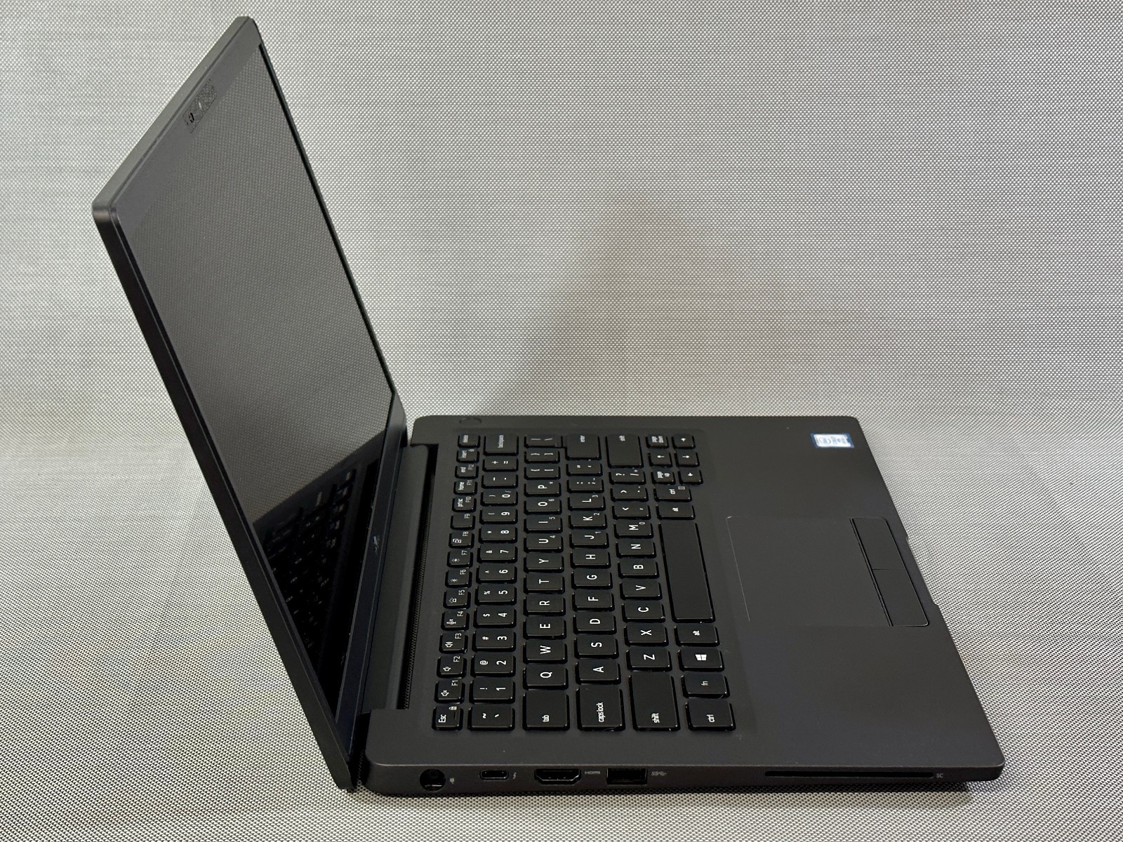 Dell Latitude 7400 14″ Intel Core i5-8265U 16GB RAM 256GB SSD Windows 11 Pro