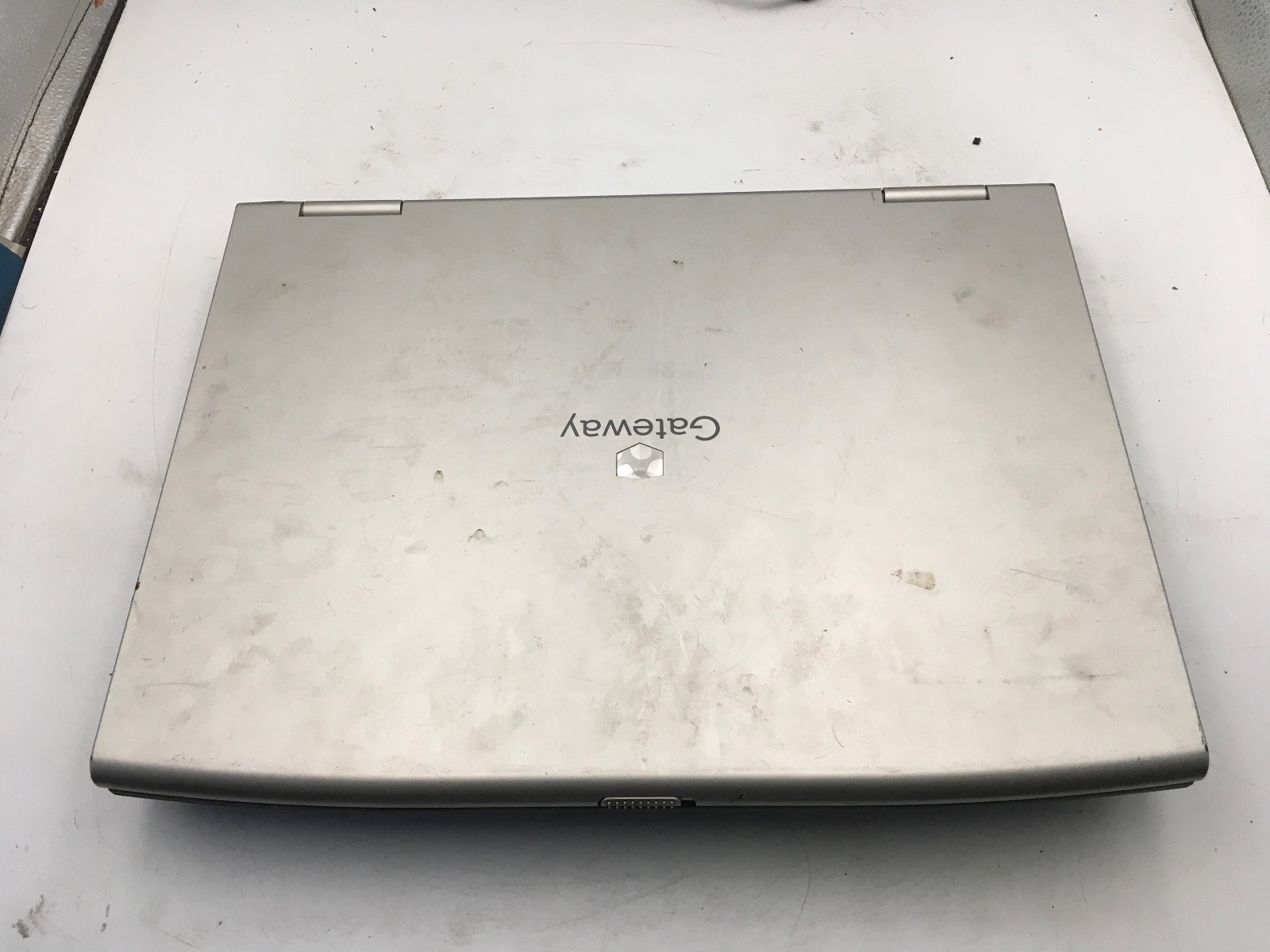 GATEWAY 7330 – BOOTS TO BIOS – INTEL PENTIUM 4 – 480MB RAM -READ DESCRIPTION- BB