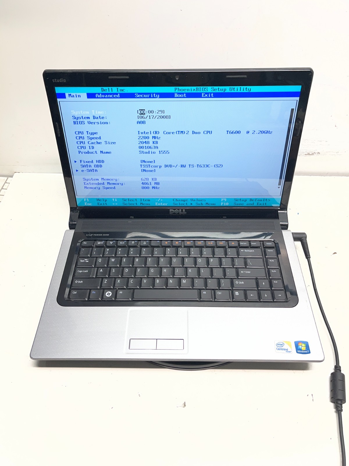 Dell Studio 1555 Intel Core 2 Duo T6600 2.20GHz 4GB NO HDD
