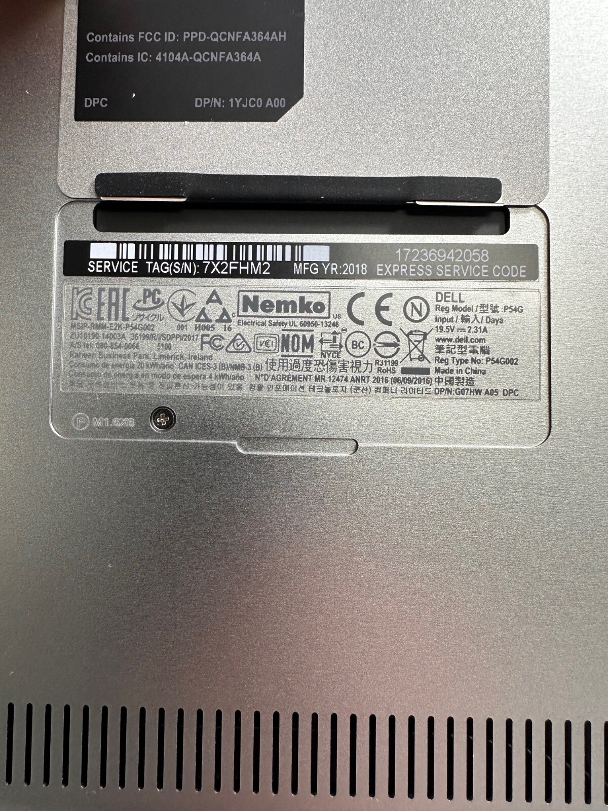 Dell XPS 13 9360 i5-7300U 2.6GHz 8GB ram 128gb M.2 SATA
