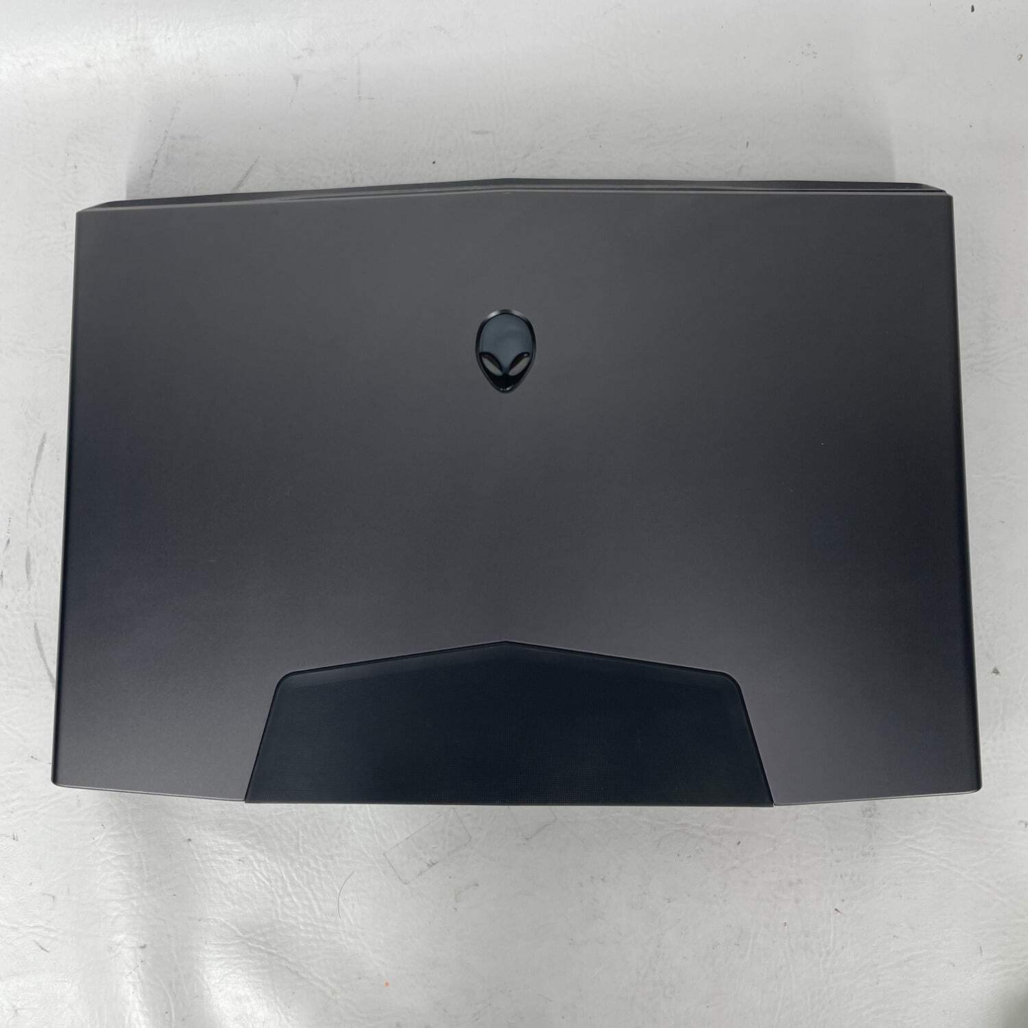 Alienware M18 18.4 i7-2820QM 2.3GHz 8GB RAM 500GB SSD