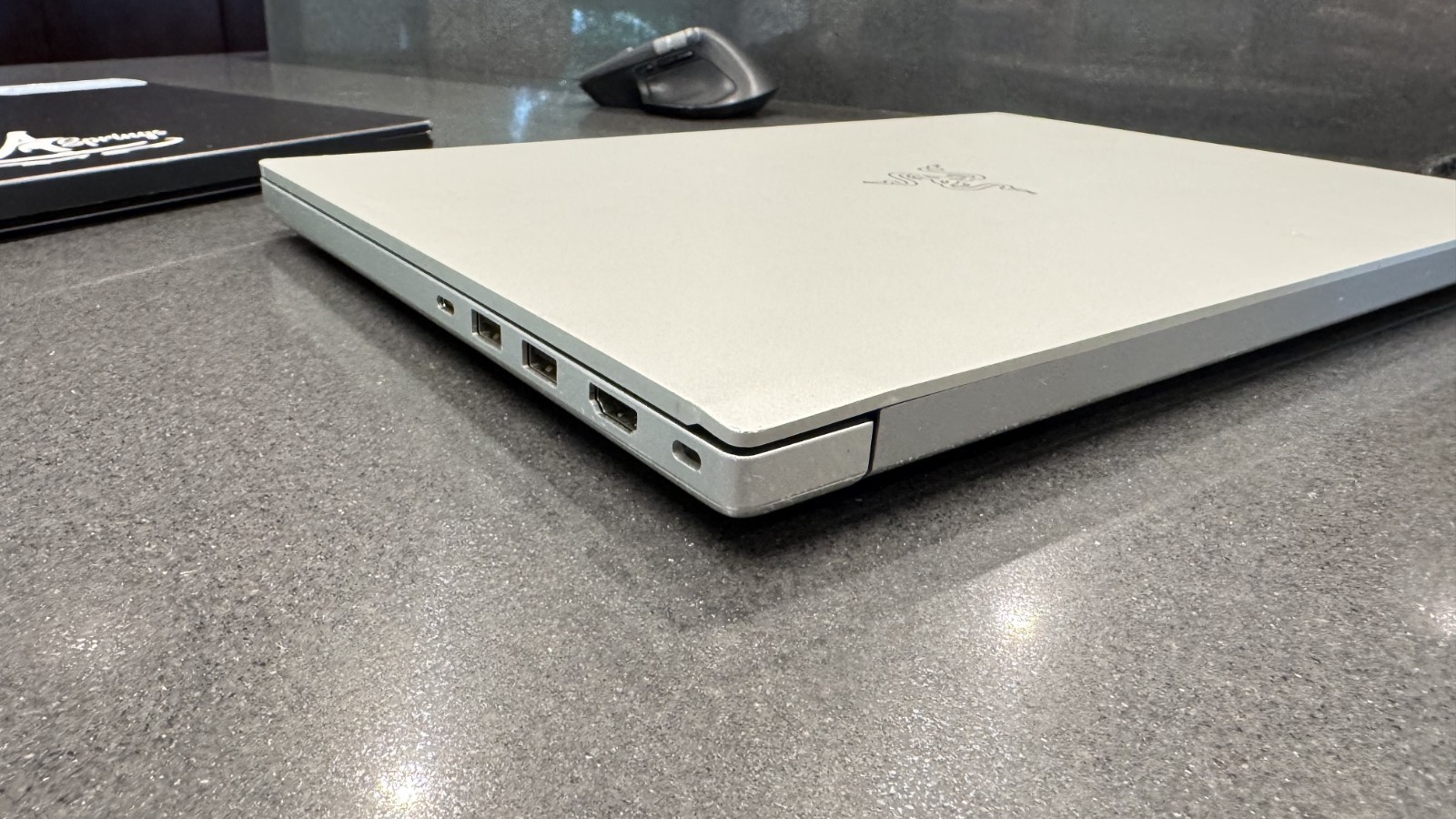 Razer Blade Laptop NO: RZ09-03287EM2 | I7-10750H 2.60 Ghz | 16gb Ram | Rtx 2070