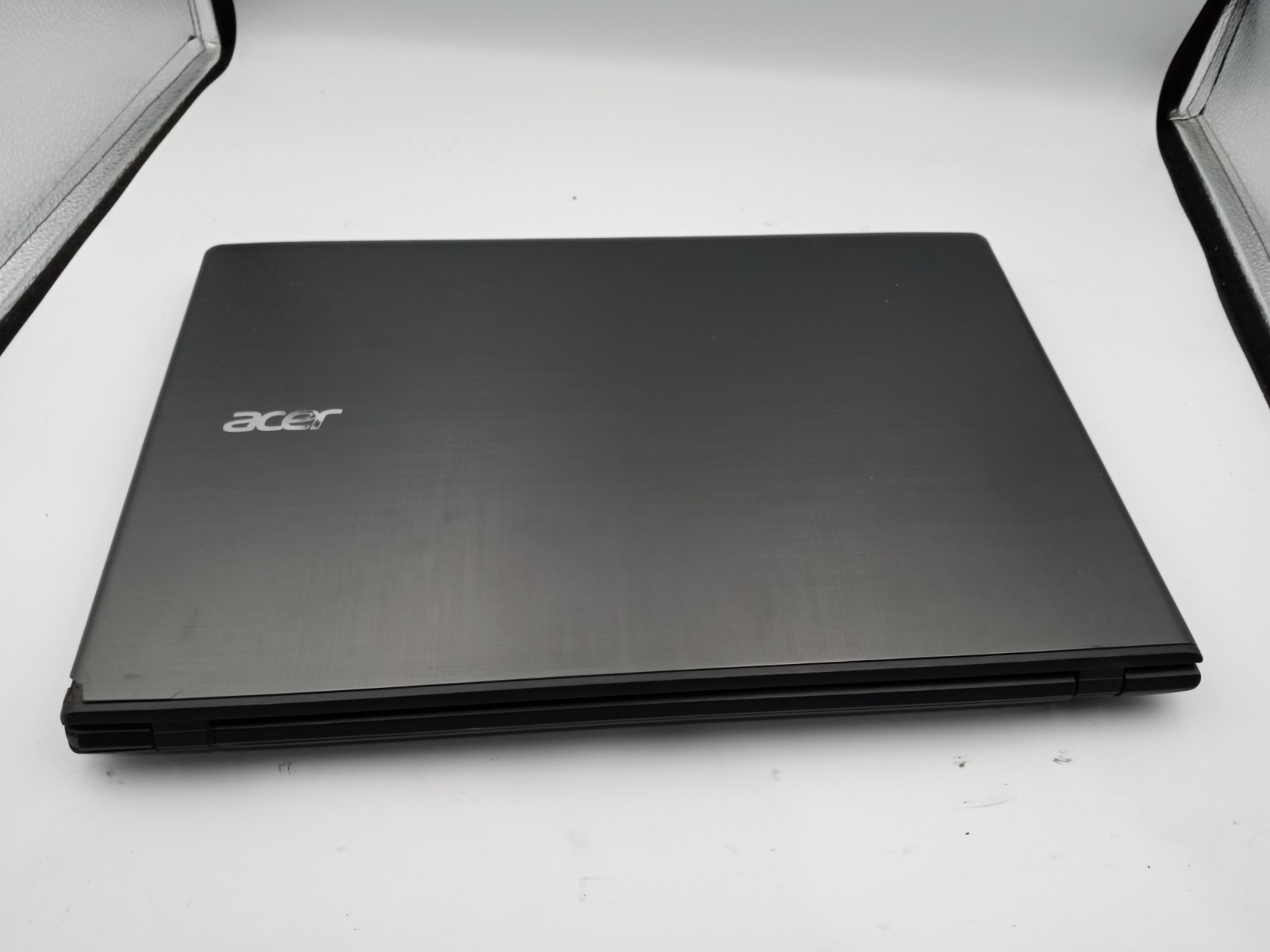 Acer Aspire E5-575 15″ Laptop Intel i3-7100U 8GB RAM 128GB SSD Win11 -READ -RR
