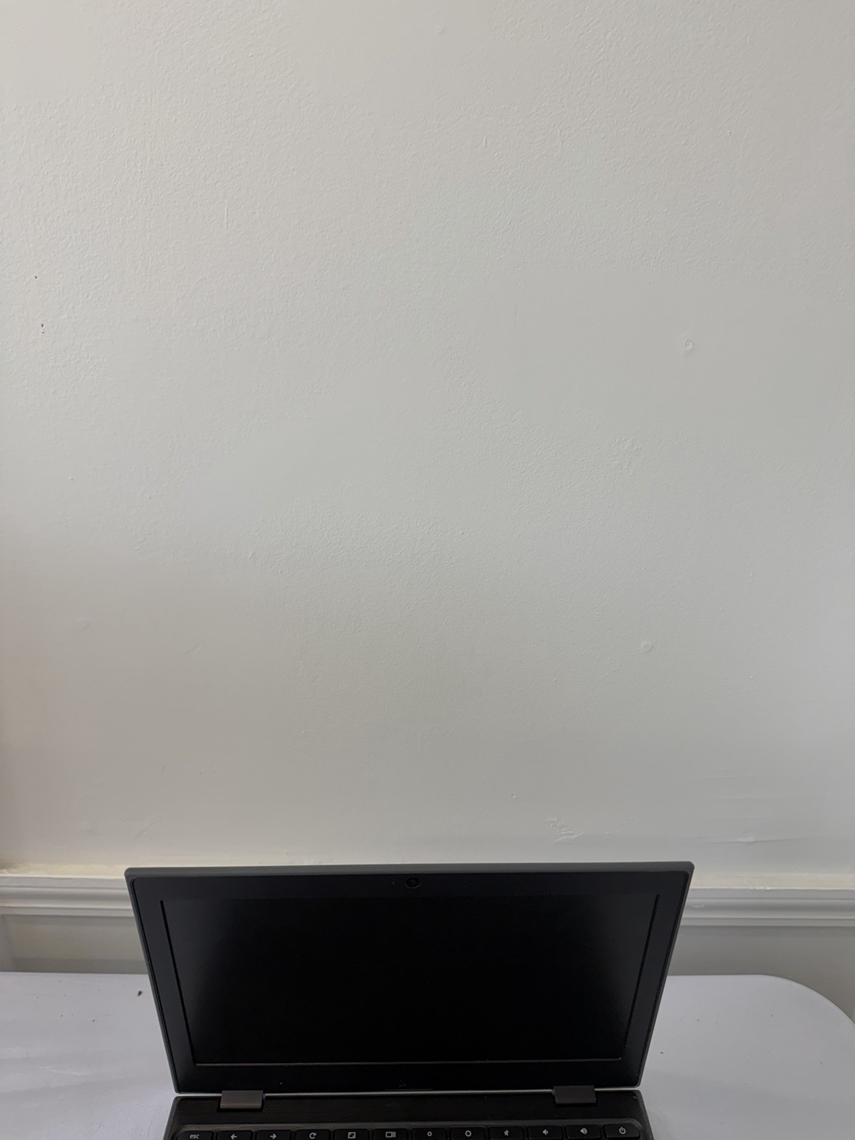 Lenovo 100e Chromebook 2nd Gen MTK Laptop – RAM 4GB – Read Des