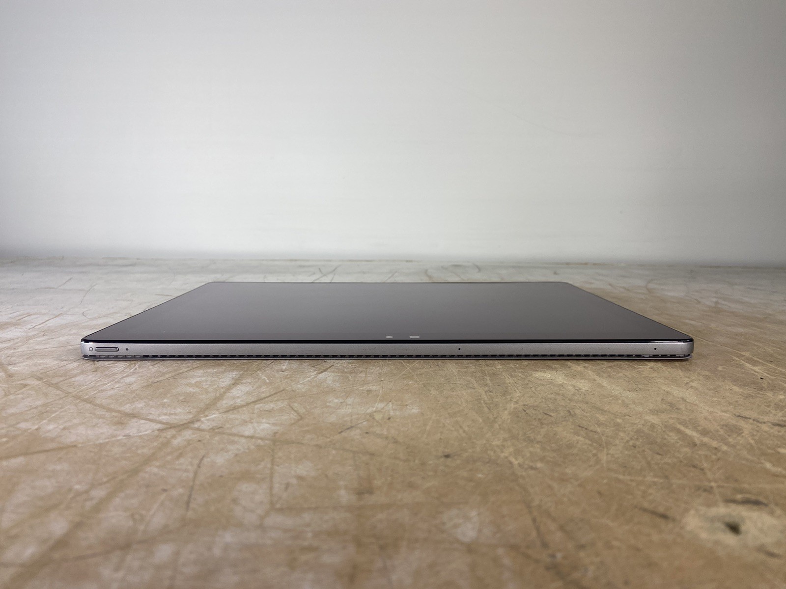 DELL LATITUDE 7200 2-IN-1 i5-8365U @ 1.60GHZ, 8GB RAM, NO HDD/OS – (FOR PARTS)