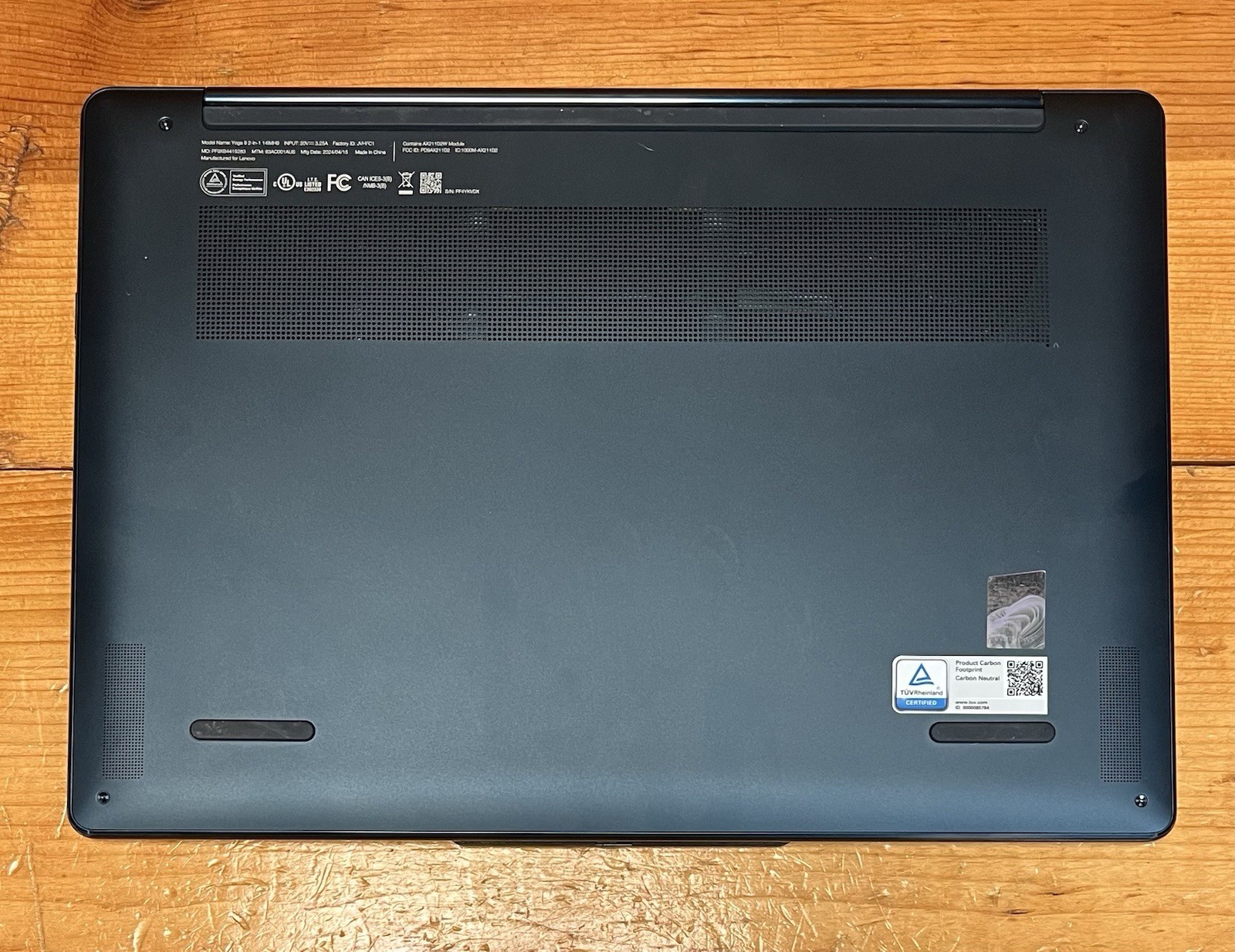 Lenovo Yoga 9 2-in-1 14″ OLED Touch Intel Evo Ultra 7 155H 32GB RAM 1TB SSD