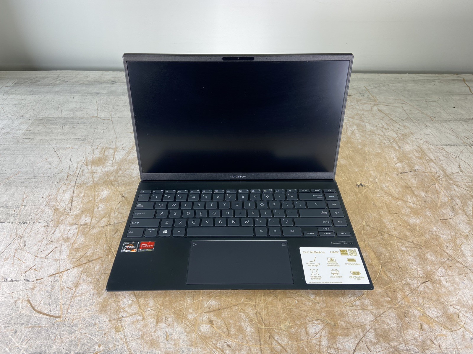 ASUS UM425I ZENBOOK RYZEN 7 4700U @ 2.0GHz, 16GB RAM, NO HDD/OS