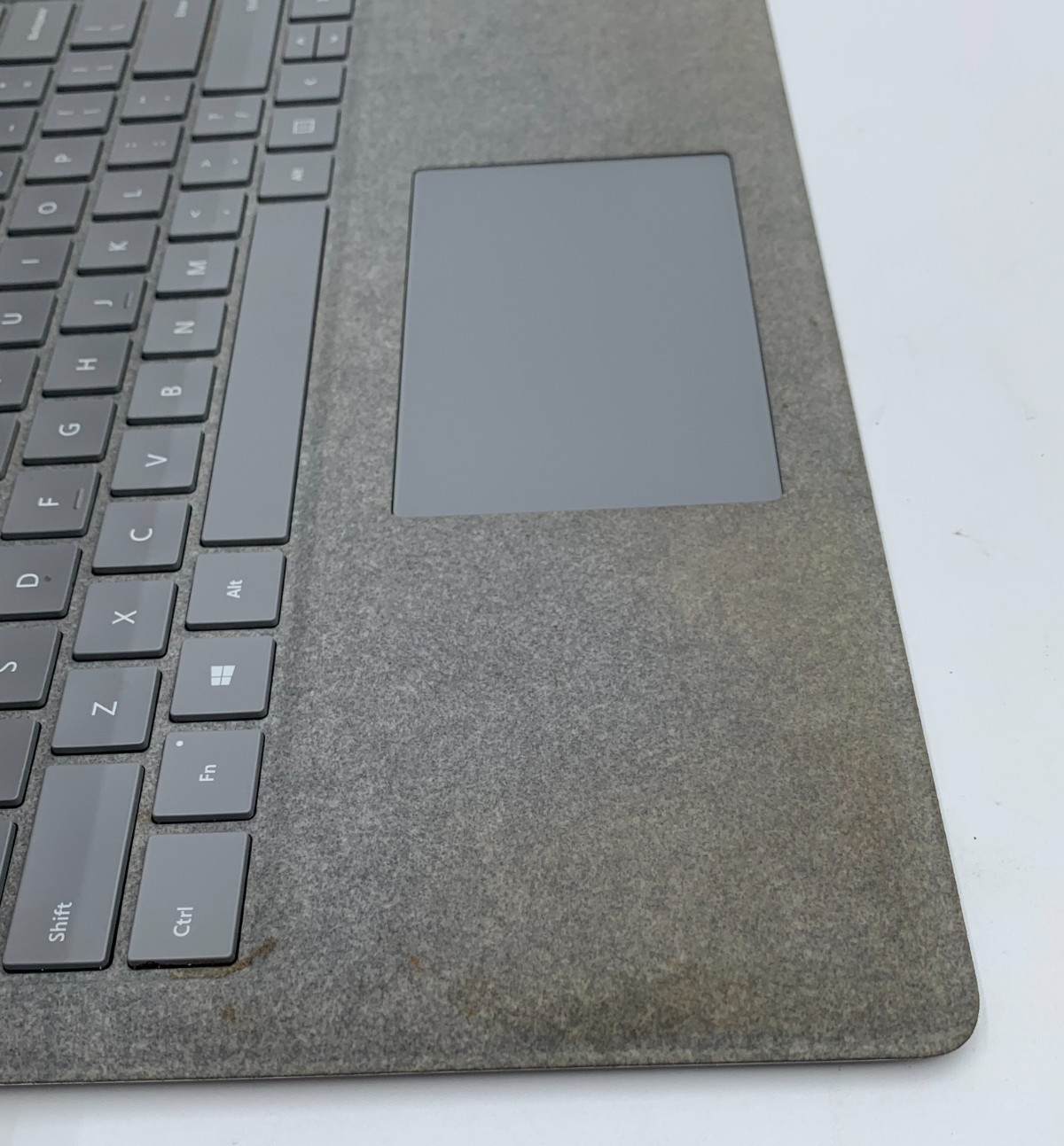Microsoft Surface Laptop 2 1769 i5-8350U 1.7GHz 256GB SSD 8GB DDR3 Silver C/Dent