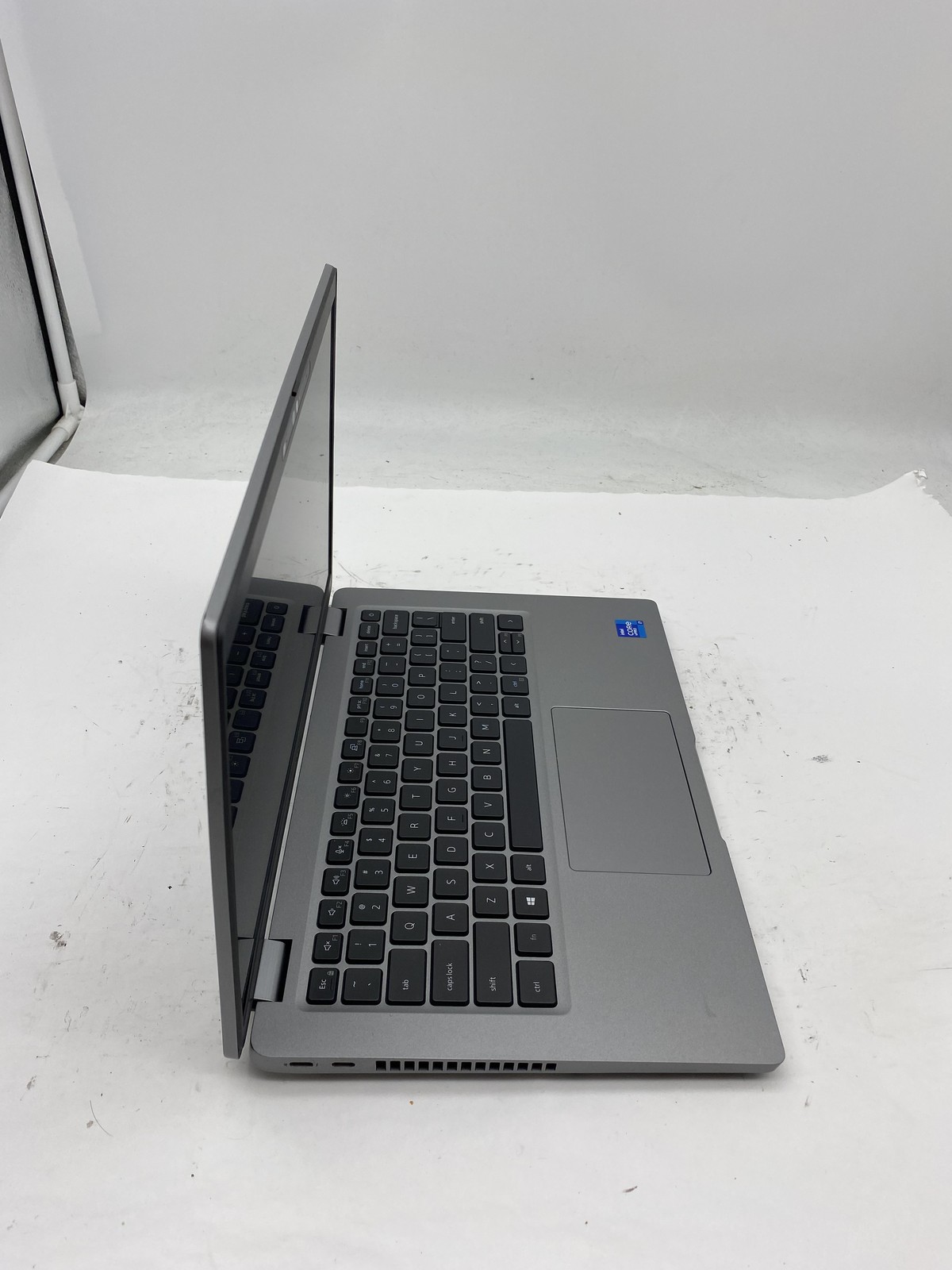Dell Latitude 5421 Laptop Intel Core i7 11850H 2.5GHz 16GB RAM 256GB SSD W11P