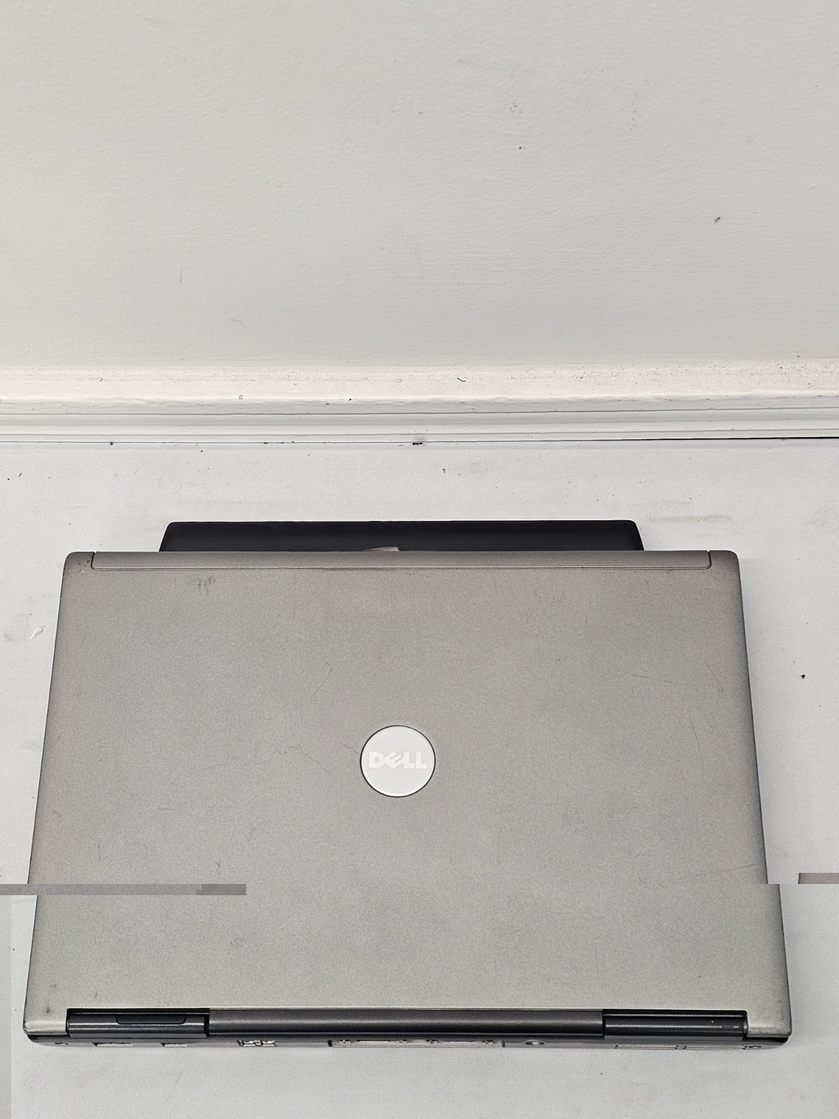 Dell Latitude D630 Laptop – Intel Duo 06FD – Parts/Repair – Read Description