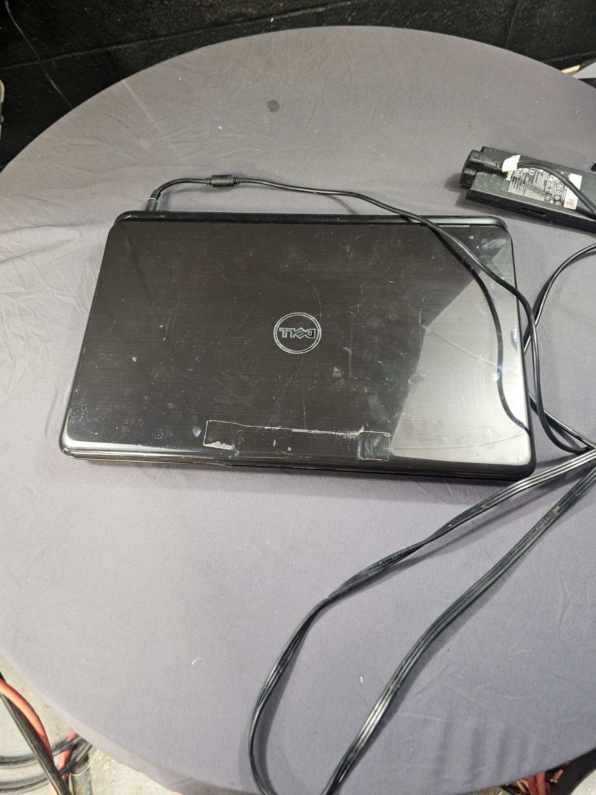 Dell Inspiron N7110 Intel i5-2430M 2.4GHz