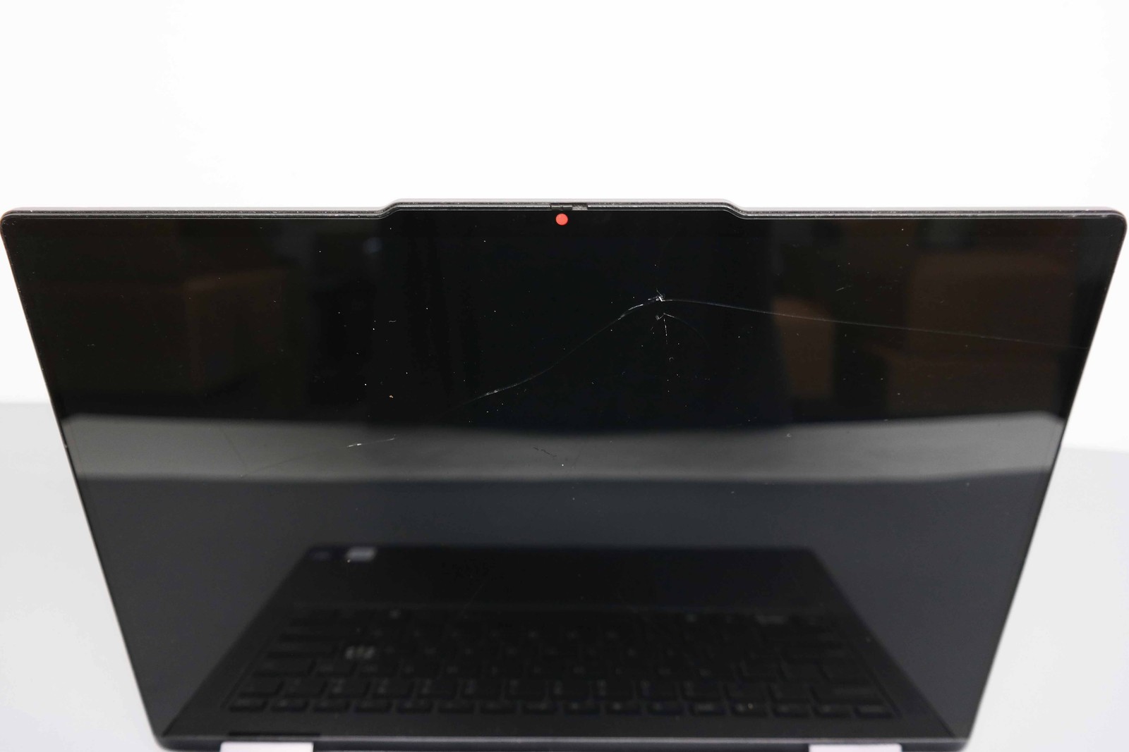 Lenovo Yoga 7i 2-in-1 14″ Core Ultra 7 155U 16GB 1TB SSD ISSUE