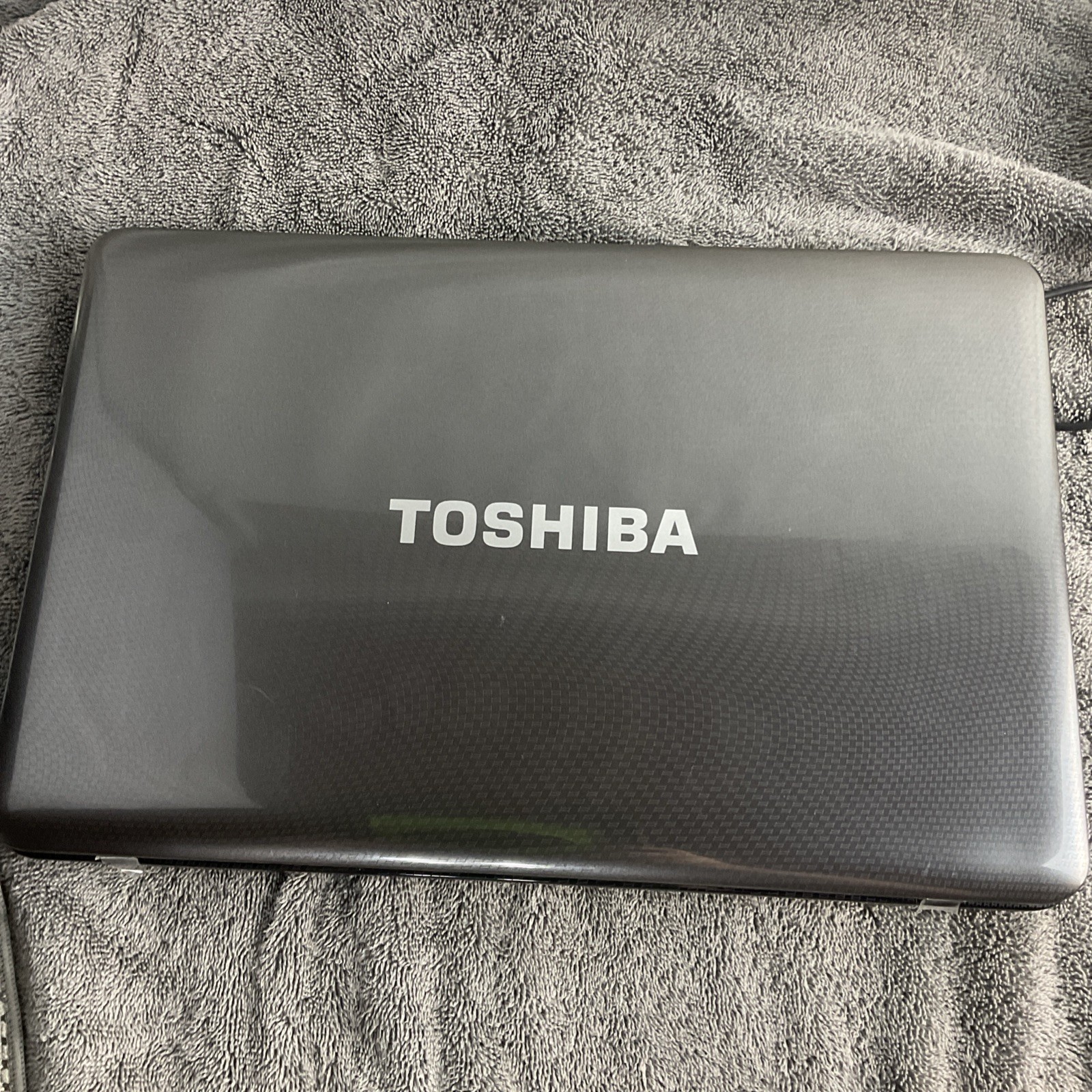 Toshiba Satellite L655-s5061 Working With Charger No Battery