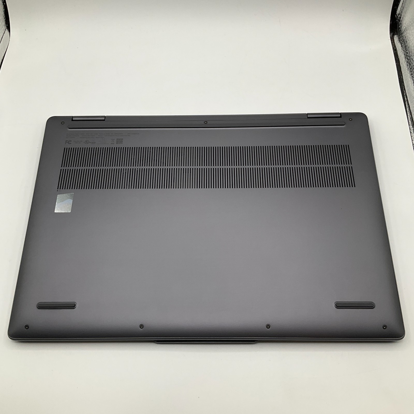 Lenovo Yoga 7i Laptop 13th Gen Intel i5-1335U @ 1.30 GHz 8GB RAM 512GB Iris Xe