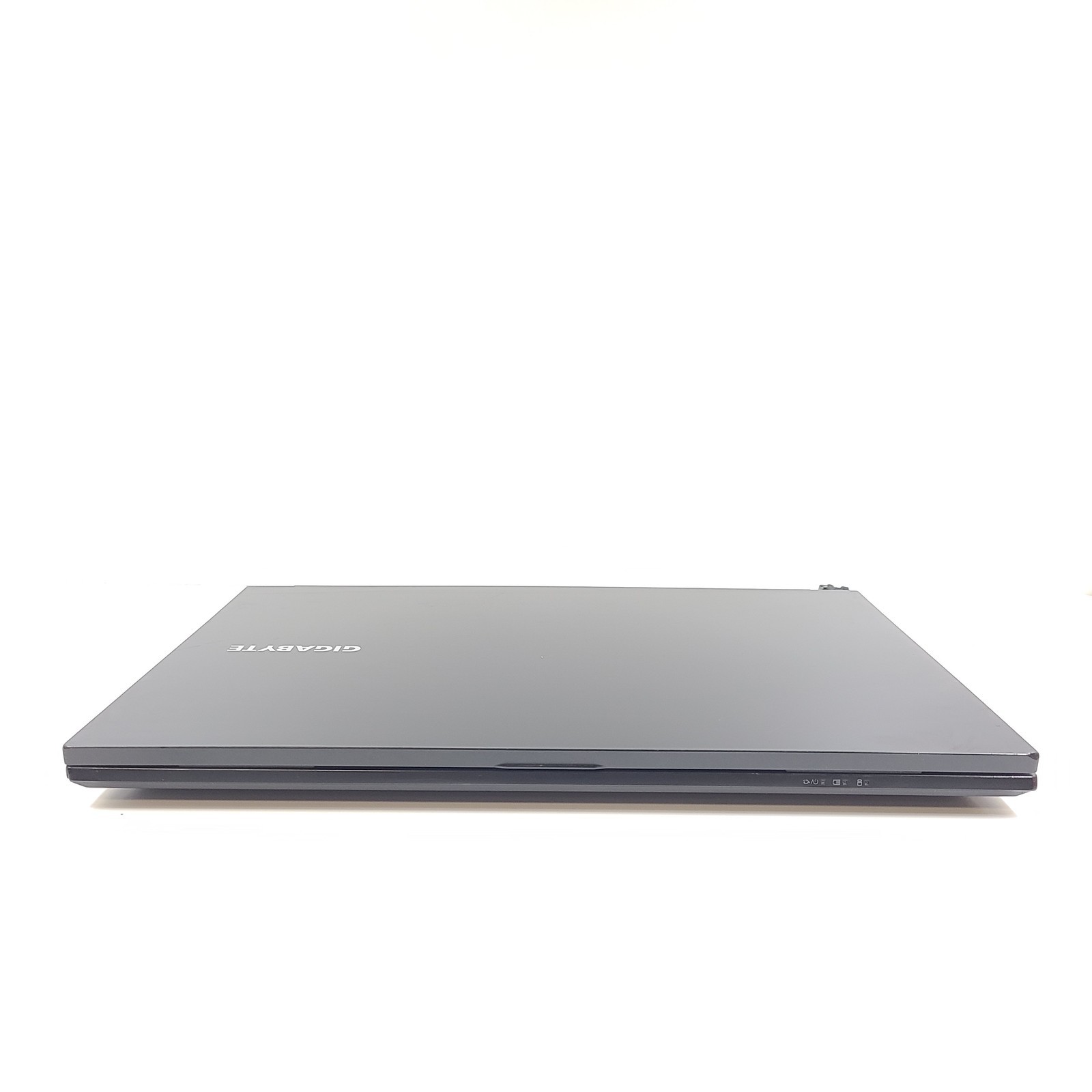 Gigabyte Notebook RC56 16″ Intel i-7 13620H @ 2.40 GHz NO SSD 16GB RAM FOR PARTS