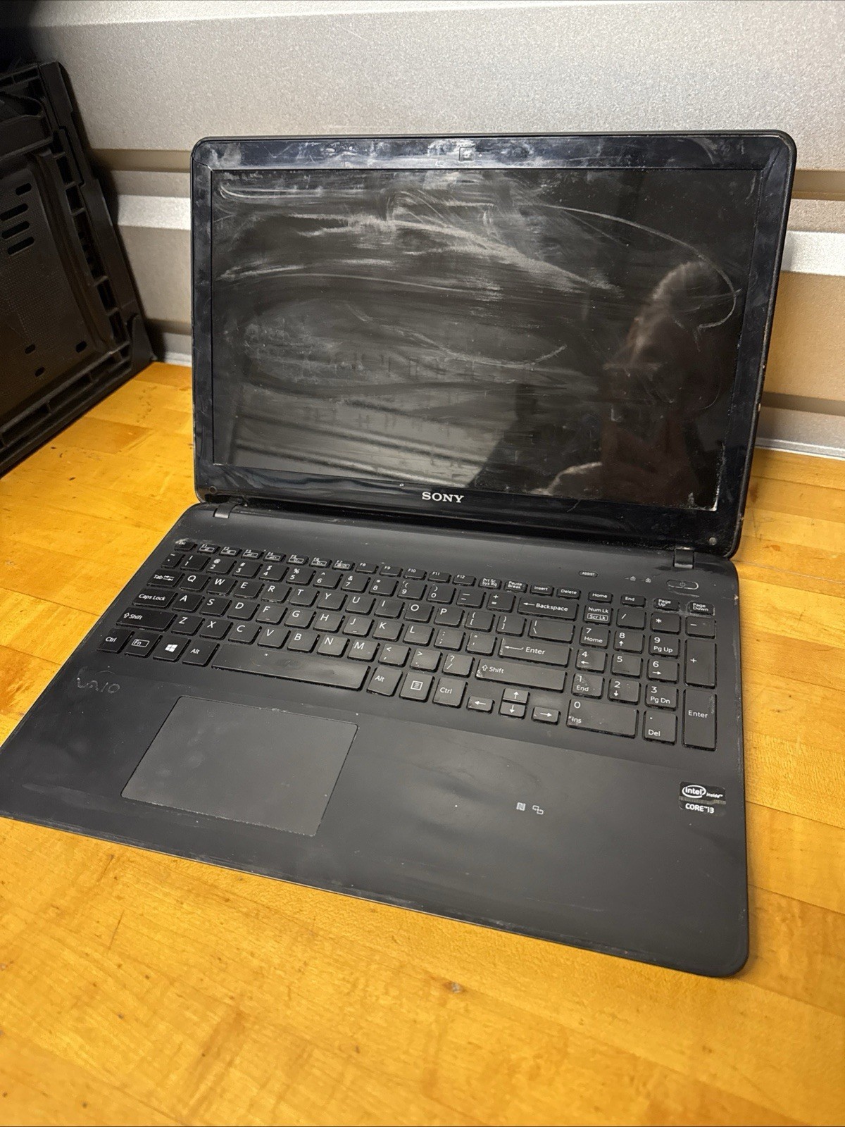 Sony VAIO Model SCF152C29L Laptop – Untested – See Pictures