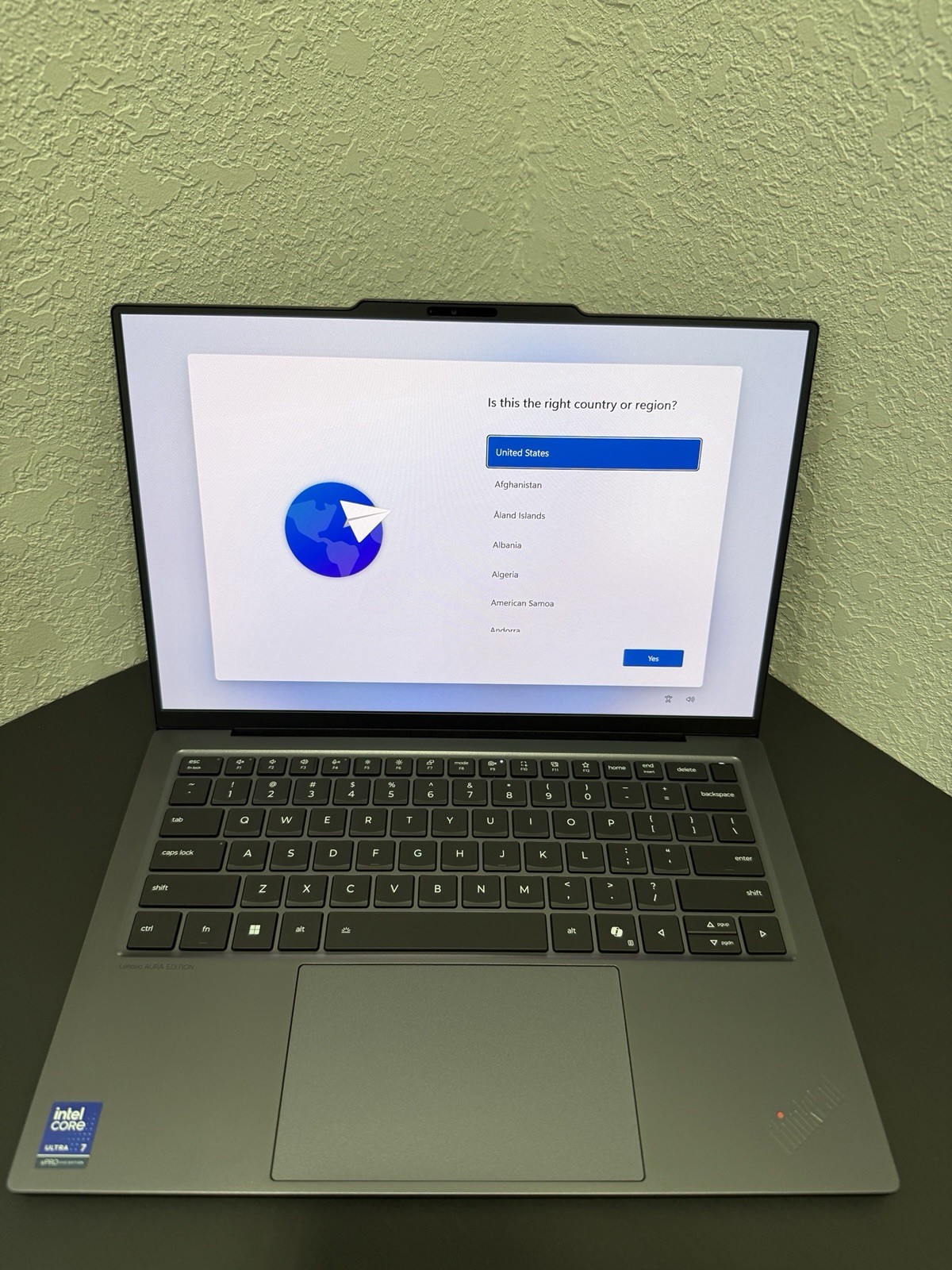 Lenovo ThinkPad X9 14 Aura Ultra 7 268V 32GB RAM 1TB SSD OLED Win11