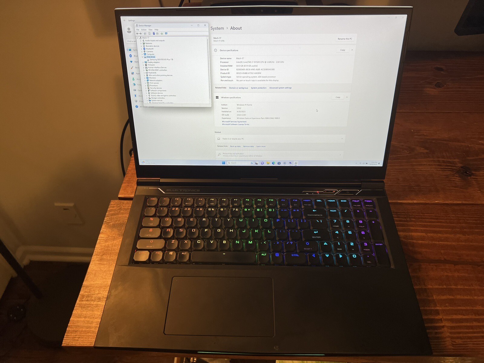 Eluktronics MECH-17 G1R 17.3 Gaming Laptop i7 64GB RAM 1TB RTX 2070 Win 11