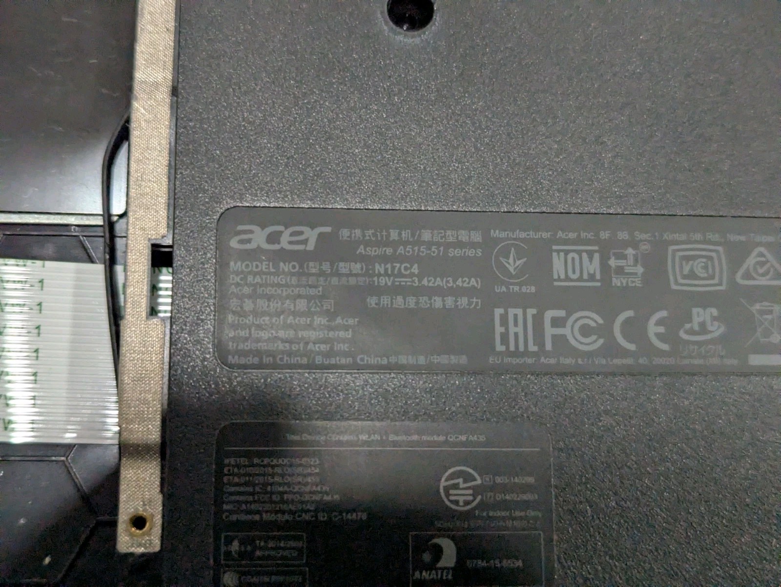 Acer Aspire 5 A515-51: i5-7200U CPU, NVidia MX150 GPU, 8GB RAM **FOR PARTS**