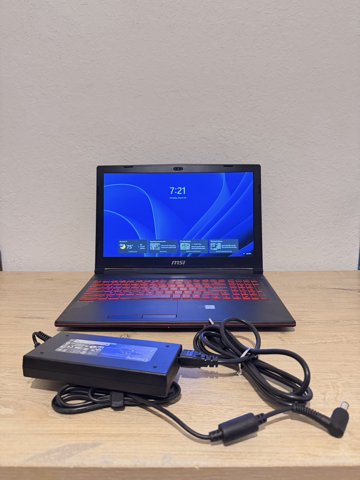 MSI Gaming Laptop GL63 15.6″ Intel i5 8300H 2.30GHz 8GB RAM, 1TB GTX1050