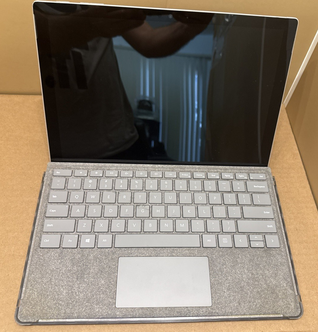 Microsoft Surface Pro 6 12.3″ i7-8650U 16GB RAM 512GB SSD Without AC Adapter