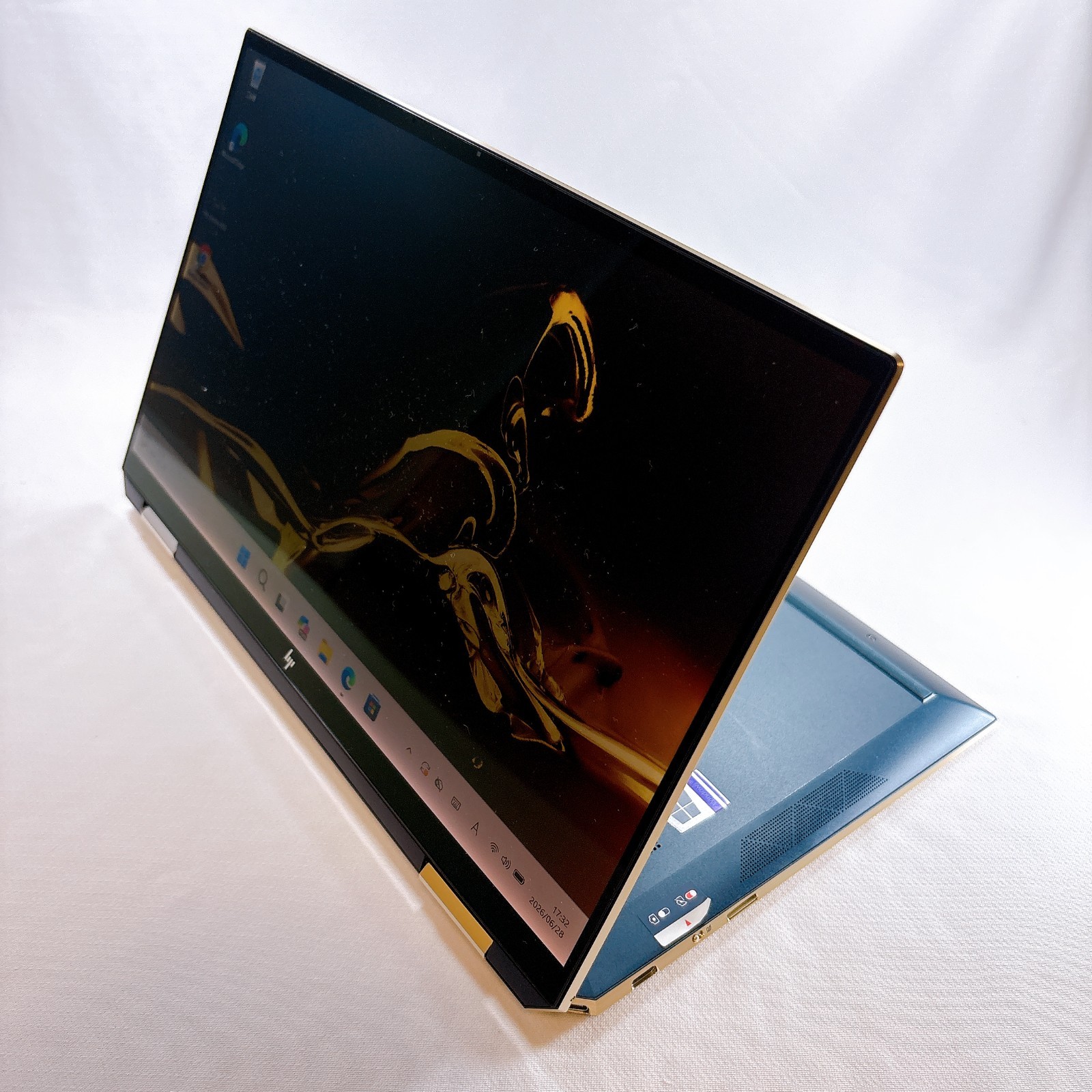 HP Spectre x360 13-aw0xx Core i7 16GB RAM 512GB SSD 13.3″ Touch 2in1 Laptop 1039