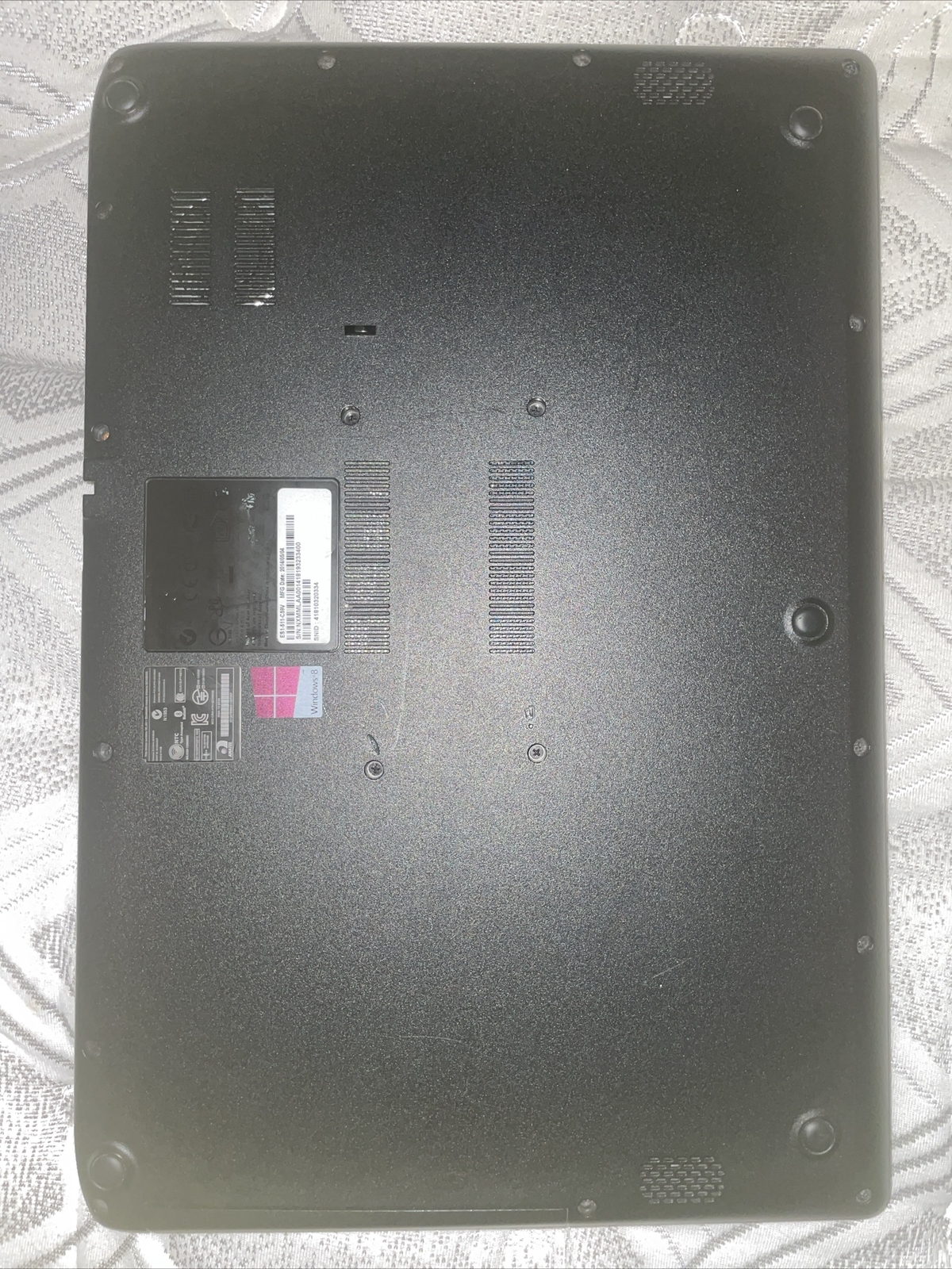 Acer Aspire Notebook E5-521-23KH 15.6″ 4GB RAM 1TB HDD AMD E2 Win8