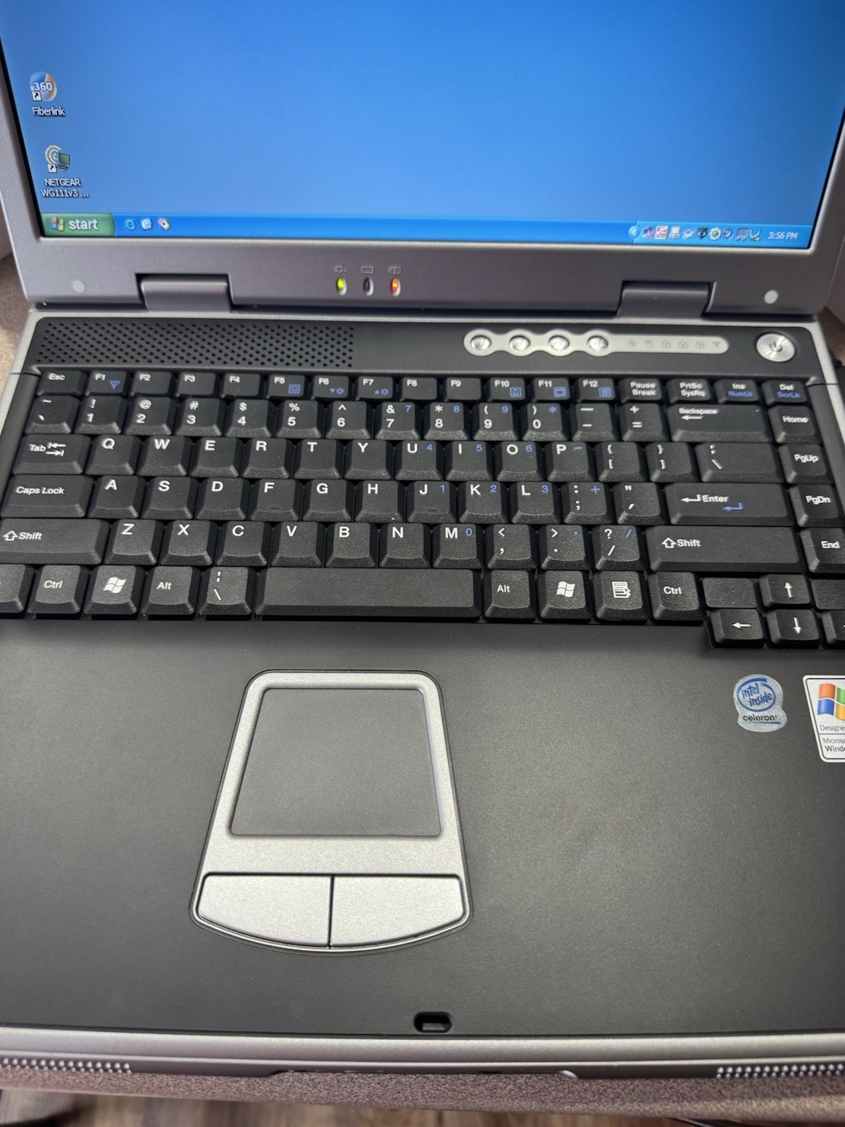 WinBook 8020 Laptop RARE Very Good OEM Windows XP CS1R