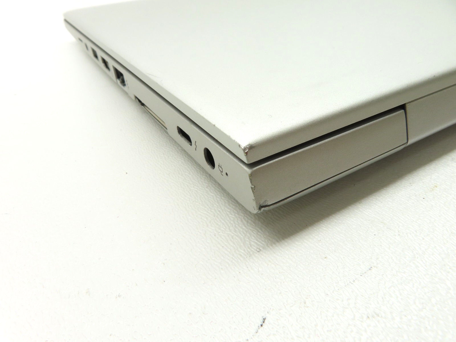 HP EliteBook 840 G6 14″ Intel Core i5-8365U 1.60GHz 8GB RAM 256GB SSD