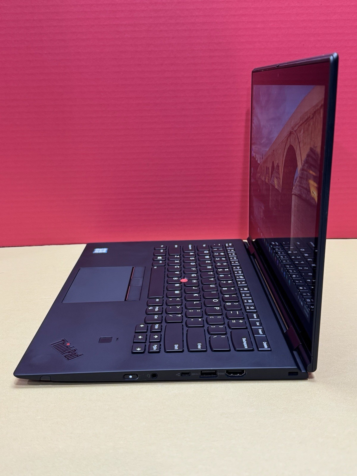 Lenovo ThinkPad X1 Yoga 3rd i5-8th Gen 2-In-1 8 GB RAM 256 GB SSD Lot Of 5