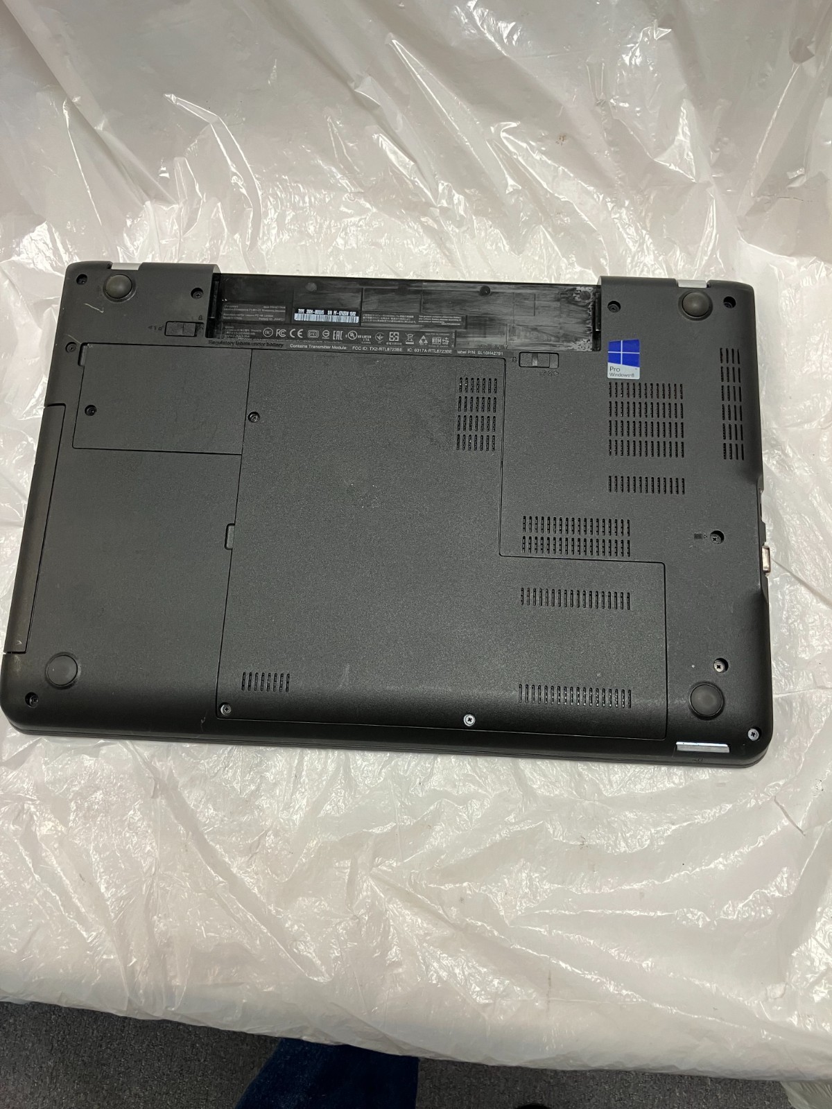 Lenovo ThinkPad E555 20DH002QUS 15.6″ AMD A6-7000 4GB RAM 500GB FOR PARTS