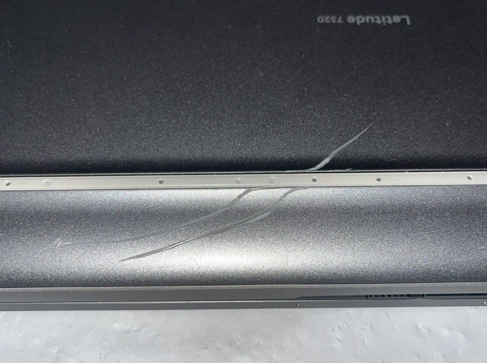 Dell Latitude 7320 13.3″ i5-1145G7@2.6GHz, 8GB RAM, 256GB M2, Win 11 Pro *READ*