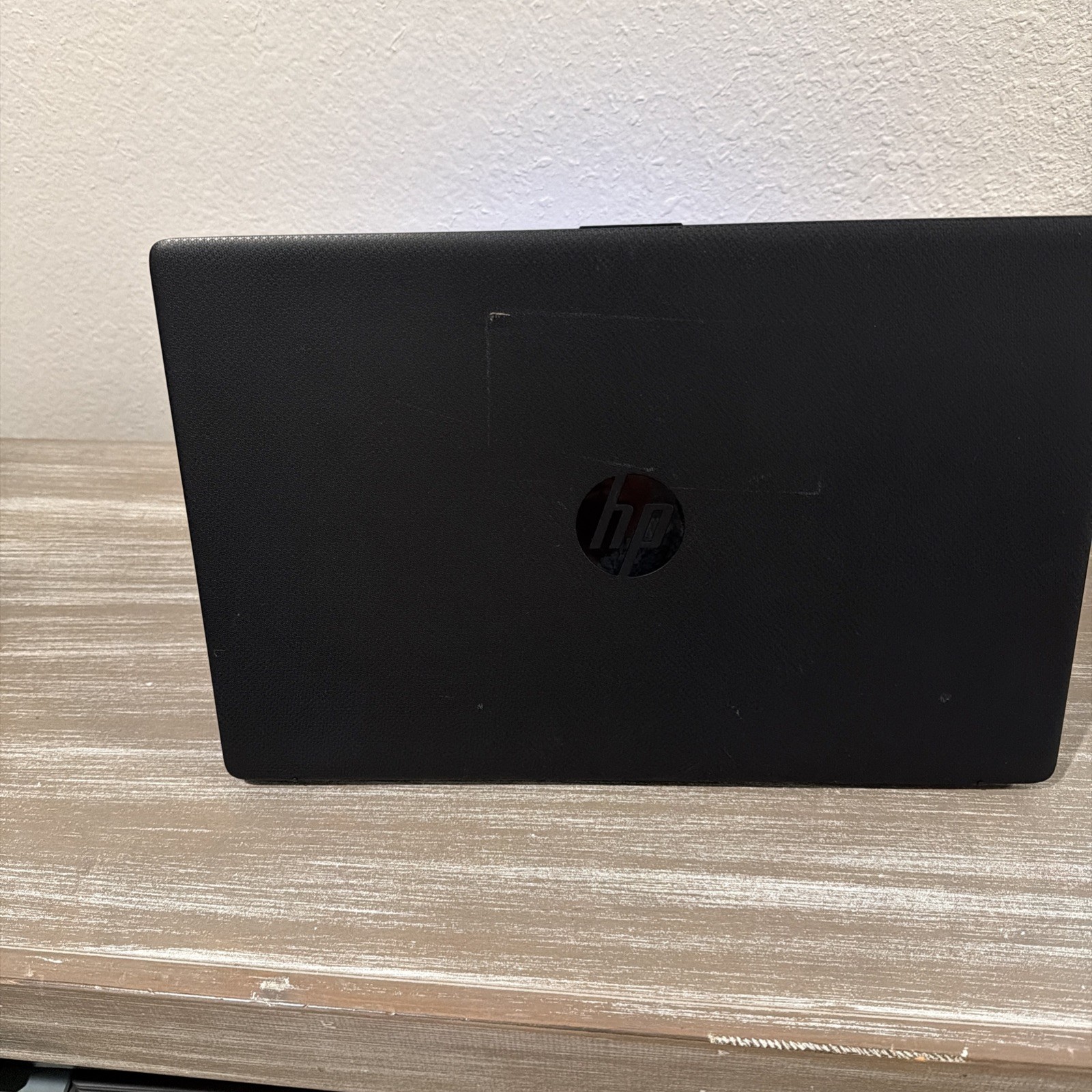 HP 17Z-CP300 17.3” FHD Laptop AMD Ryzen 5-7530U 8GB RAM 128GB SSD Windows 11