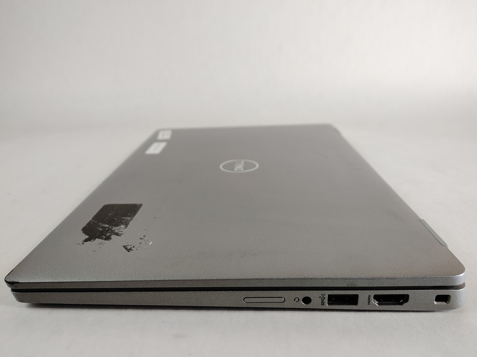 Dell Latitude 5330 Core i7-1265U 1.80 GHz 16 GB DDR4 256 GB NVMe Windows 11 Pro