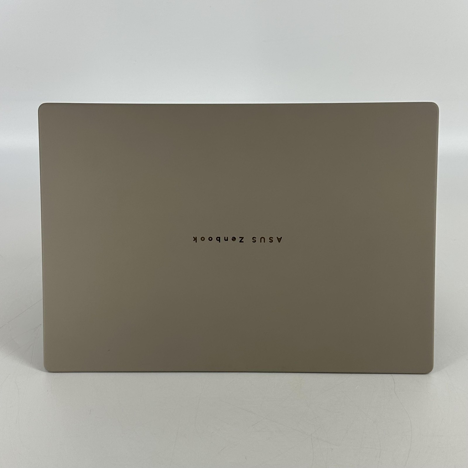 Asus Zenbook A 14 FHD+ 3.2 GHz Snapdragon X Plus 16GB 512GB SSD Very Good
