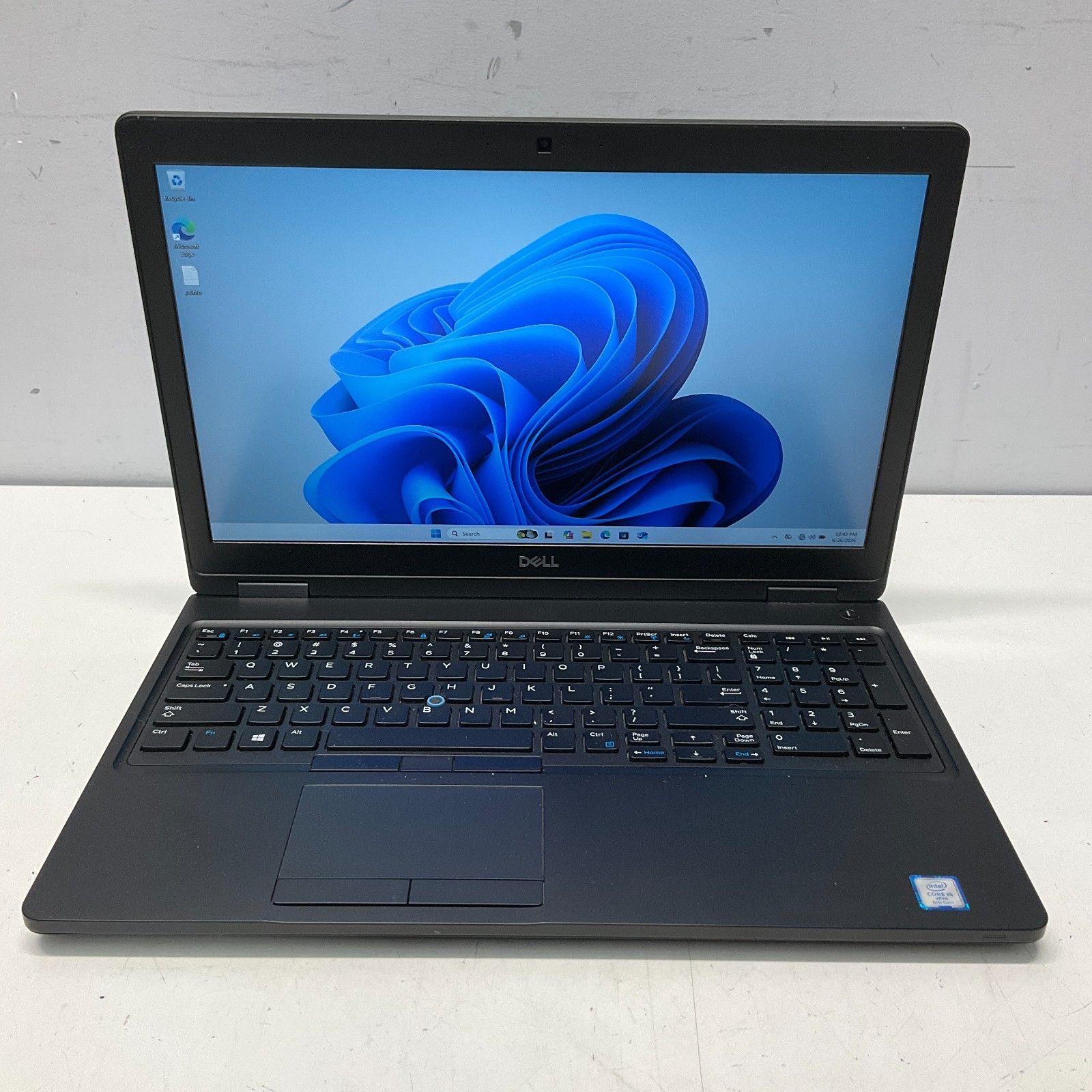 Dell Latitude 5590 15.6 Laptop i5-8250U 1.60GHz 8GB 256GB SSD Windows 11 Pro