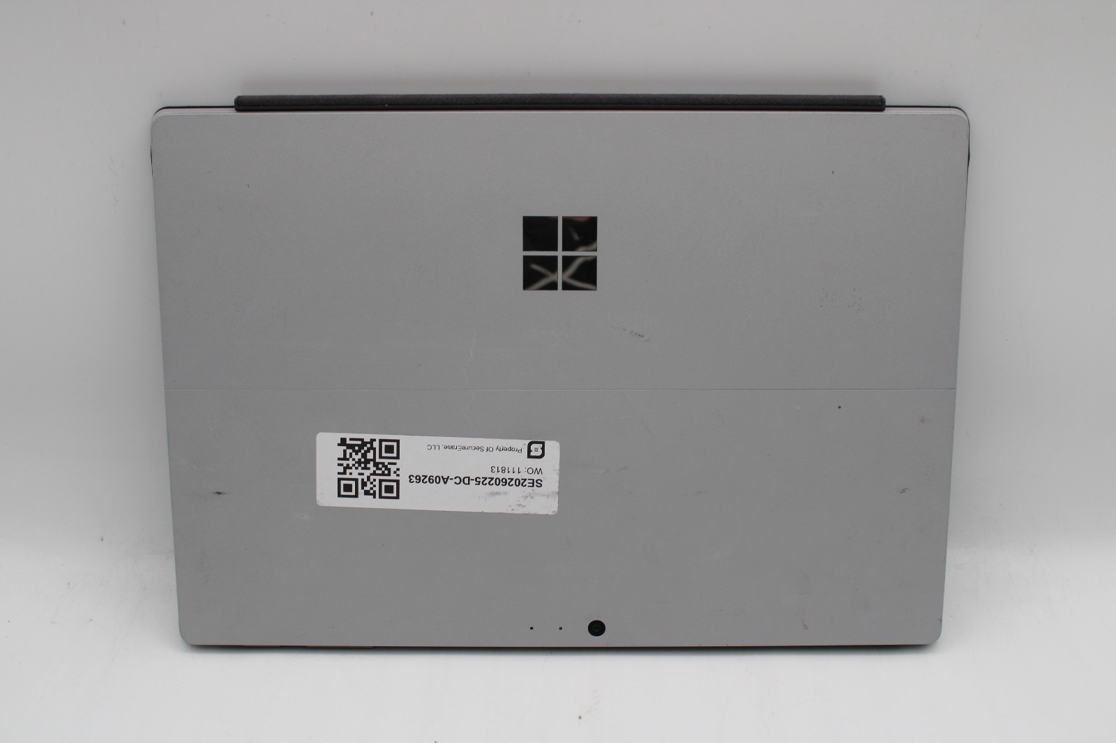 Microsoft Surface Pro 4 1724 @ 2.4 GHz i5-6300U 4GB RAM 128GB SSD No OS