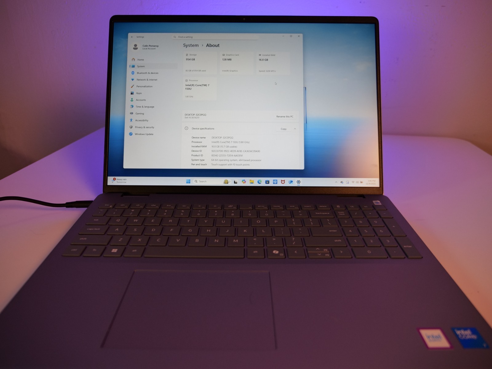 Dell 16 (DC16251) — 16″ FHD+ Touchscreen — Intel Core 7 150U / 16GB / 1TB SSD