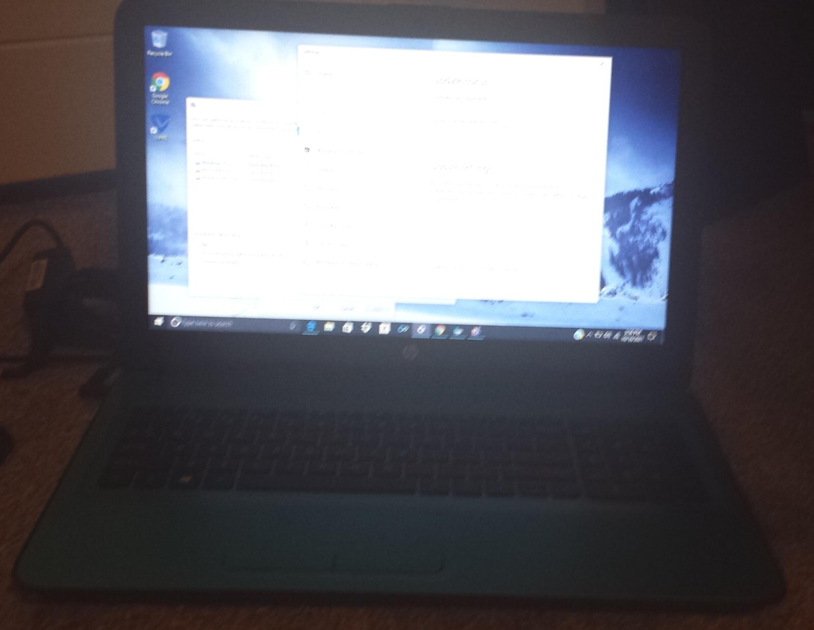 HP Pavilion Laptop Model 15-BA008DS AMD Quad-Core 1TB Hard Drive (Aqua)